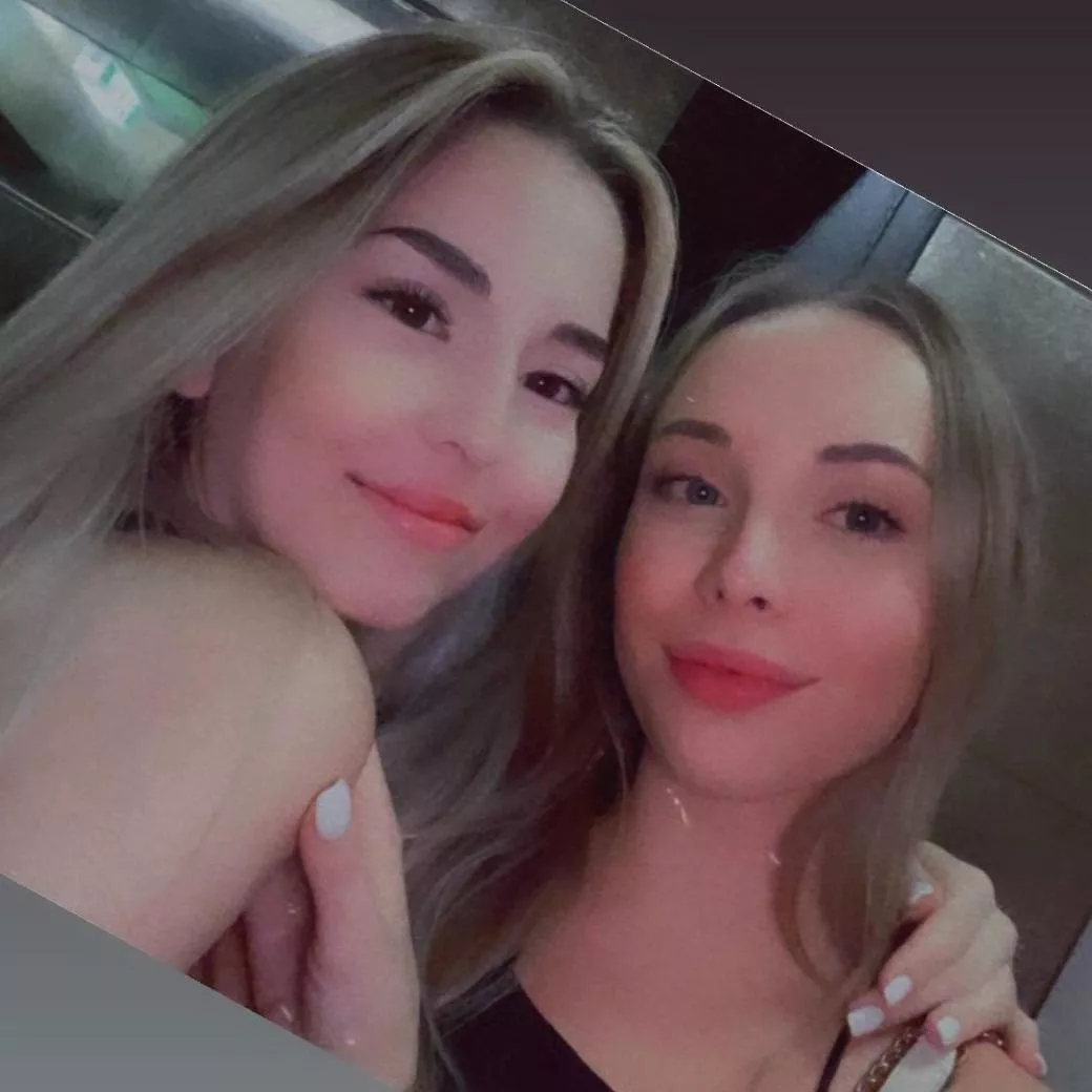 Left or right? In which one would you cum inside? posted by SunnyTeK