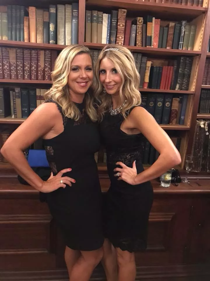 Left or Right Milf posted by greenhands12