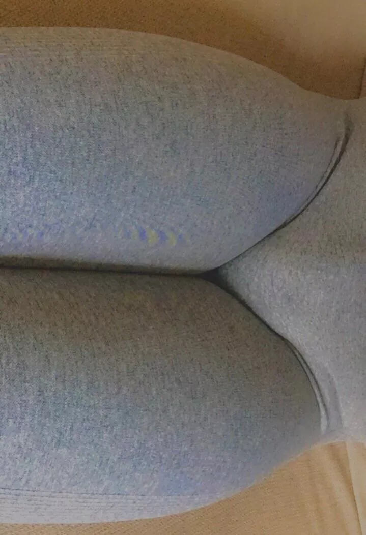 Leggings feel amazing 💗 posted by femcutii