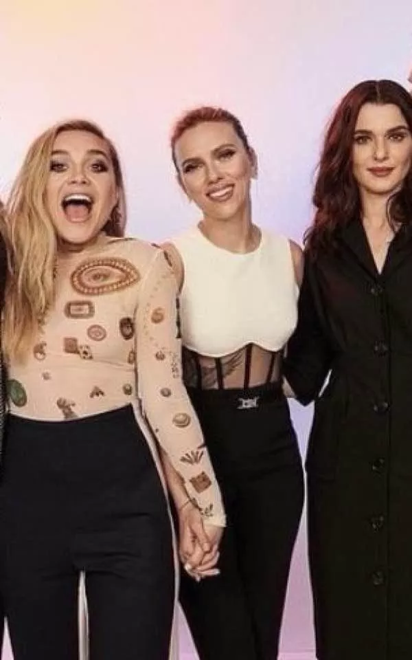 Letâ€™s get bi for Florence Pugh, Scarlett Johansson, and Rachel Weisz posted by Brie_Larson_Sexy