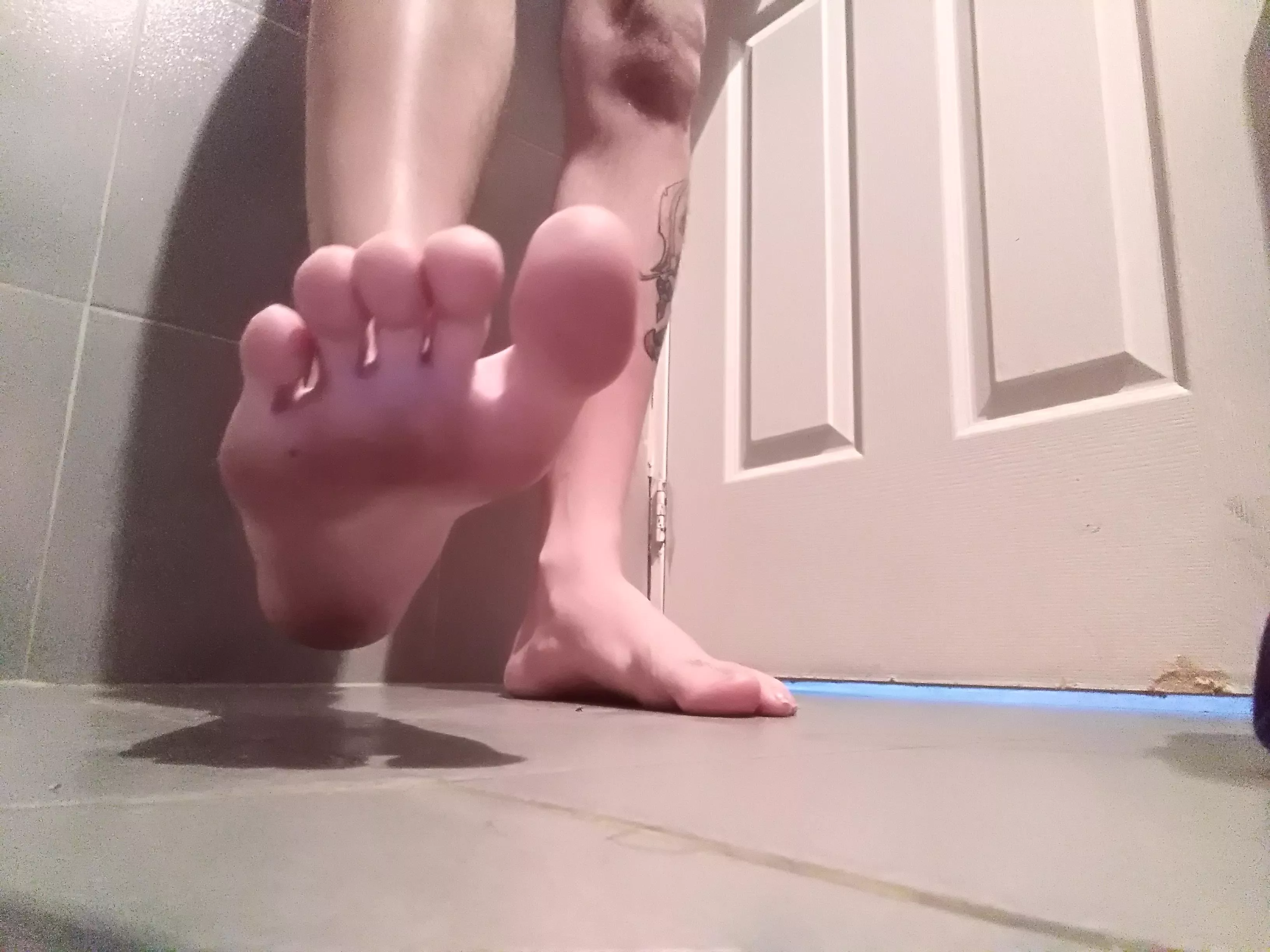 Lick my feet posted by gingercheetos