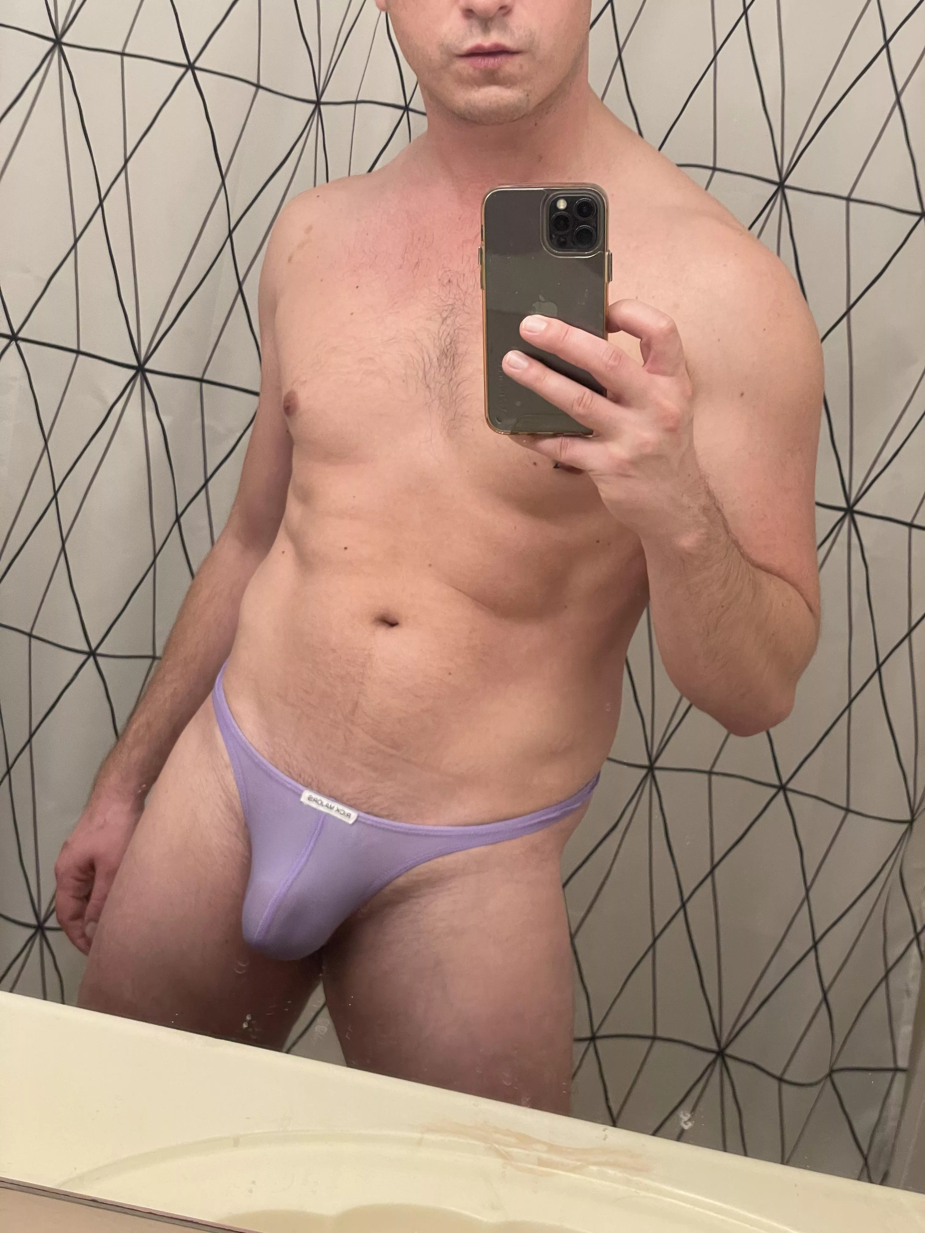 Like a thong bulge? posted by bubblebuttb0i