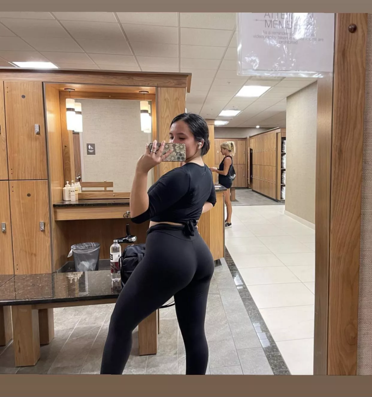 Like my ass babes? 🥵🍑🍑😈🍑😍 posted by Selena_fit