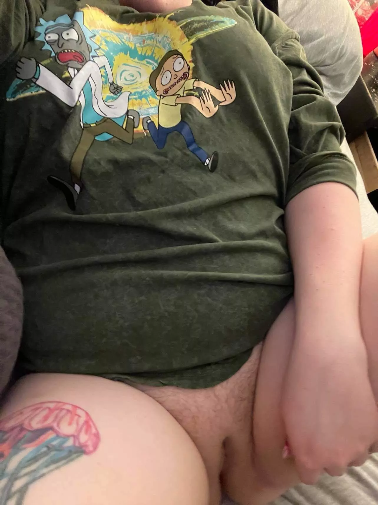 Like my new shirt? ðŸ¥µ posted by SammyMew22