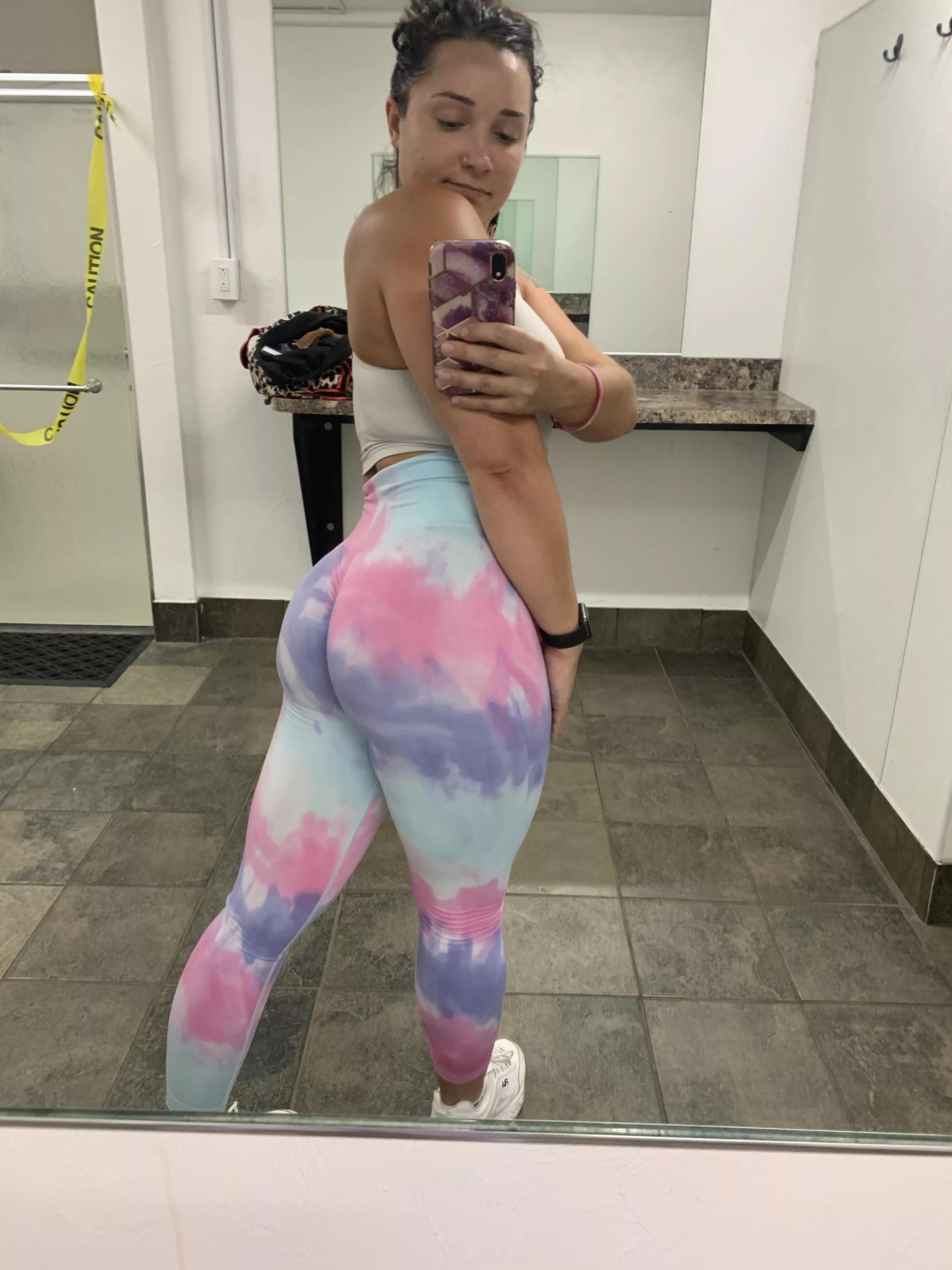 Like my yogas? posted by Buttcheeksnbarbells