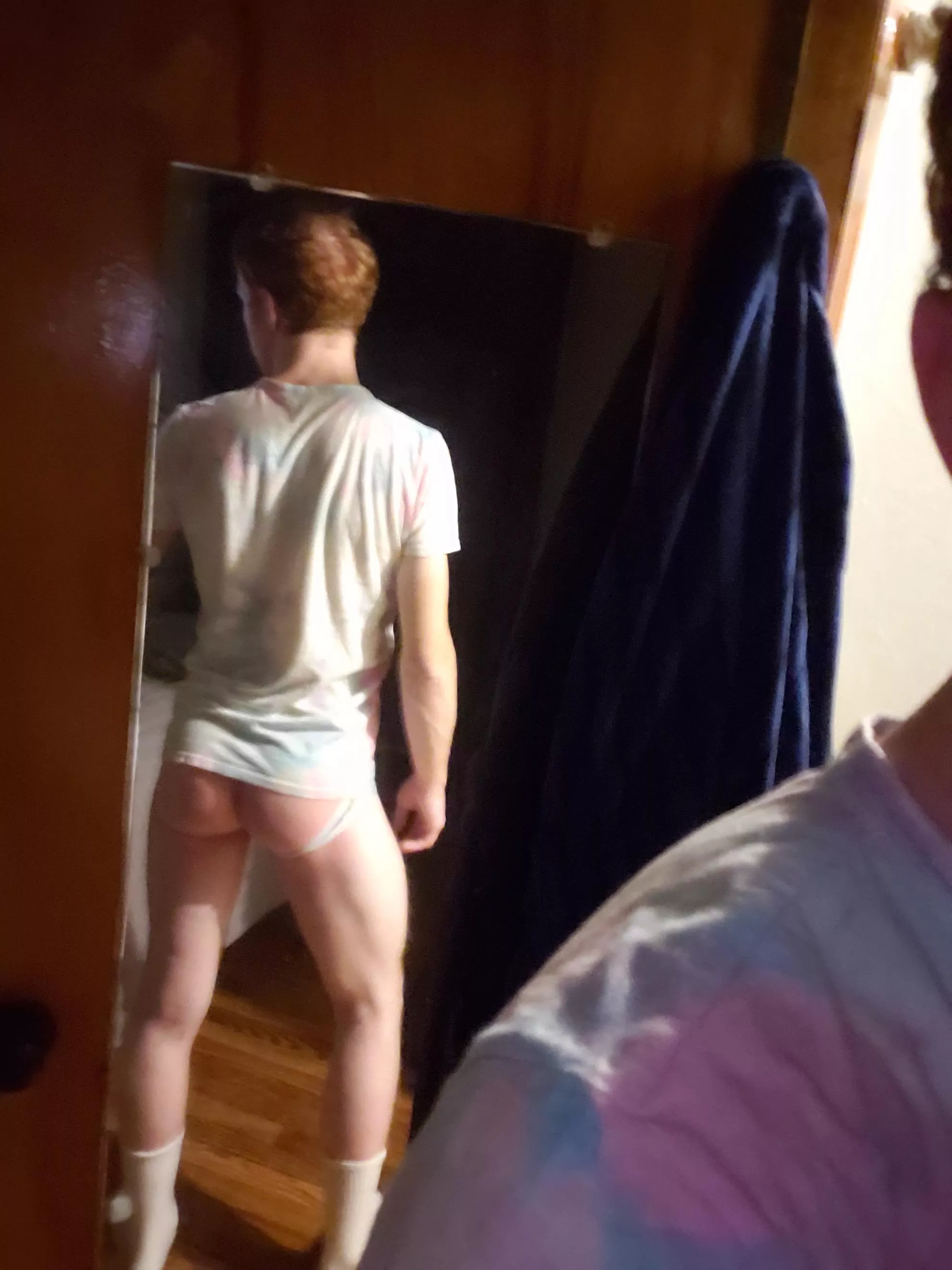 Lil Pale booty looks so good framed by a jock ðŸ˜ðŸ˜‹ posted by West_BiGod