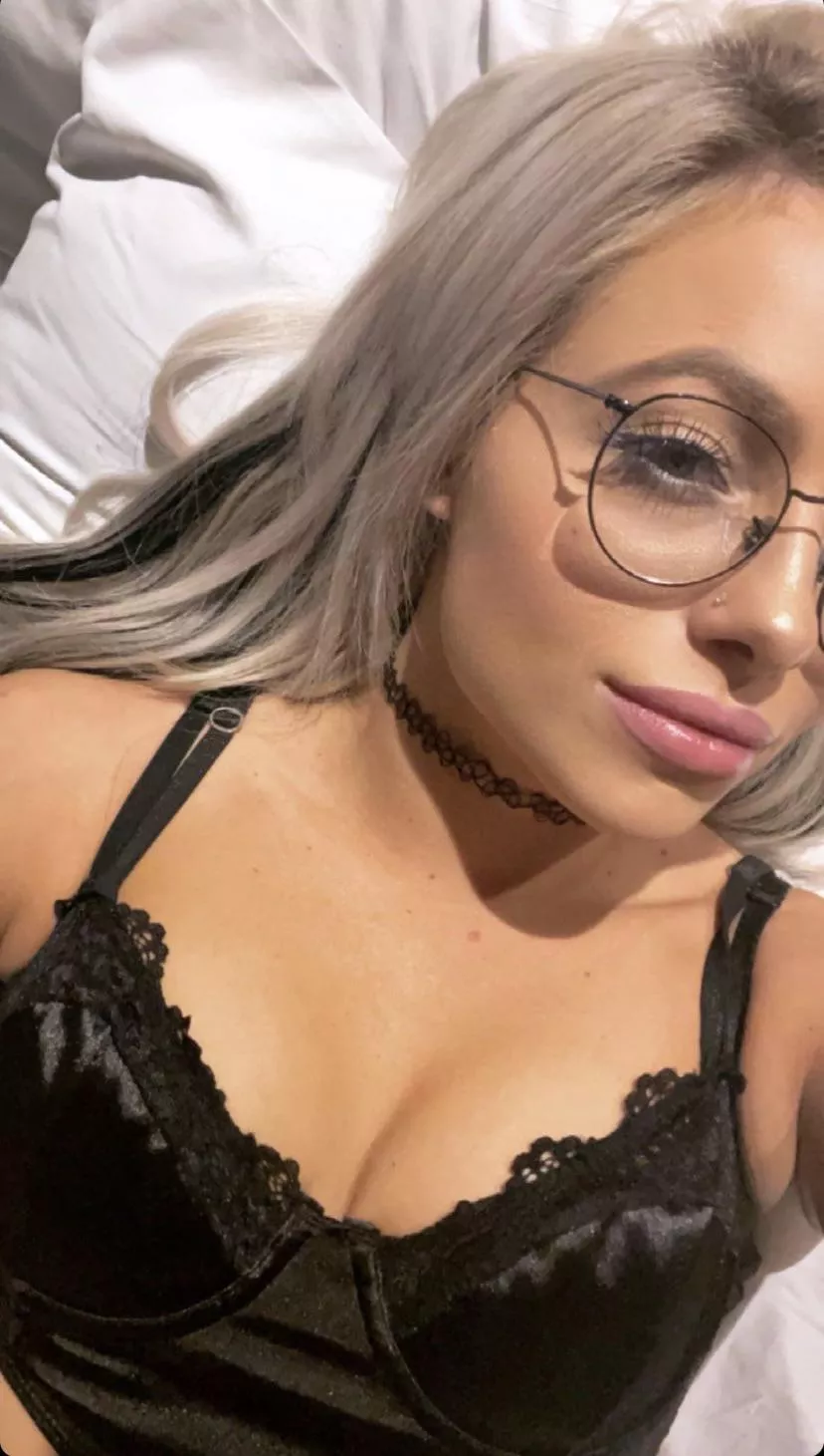 Liv Morgan posted by Fooman14