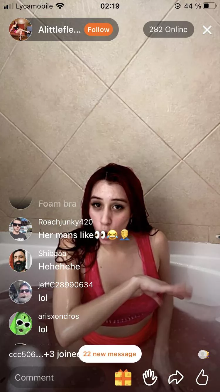 Live now 500 viewers titts out posted by Salvador1396