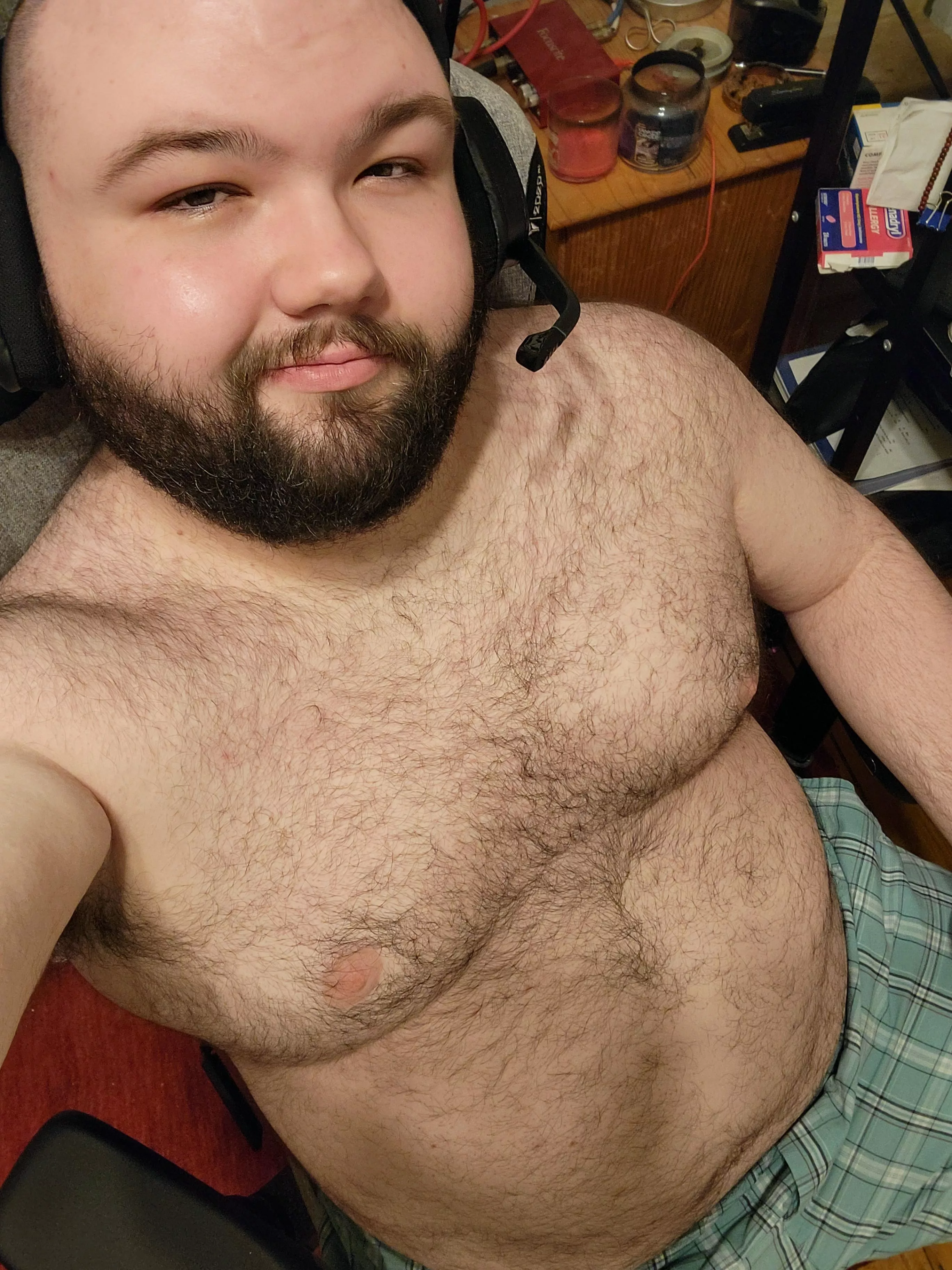 Lonely Friday night vibes. Anyone currently accepting gaymer buddy applications? posted by SnapBear69