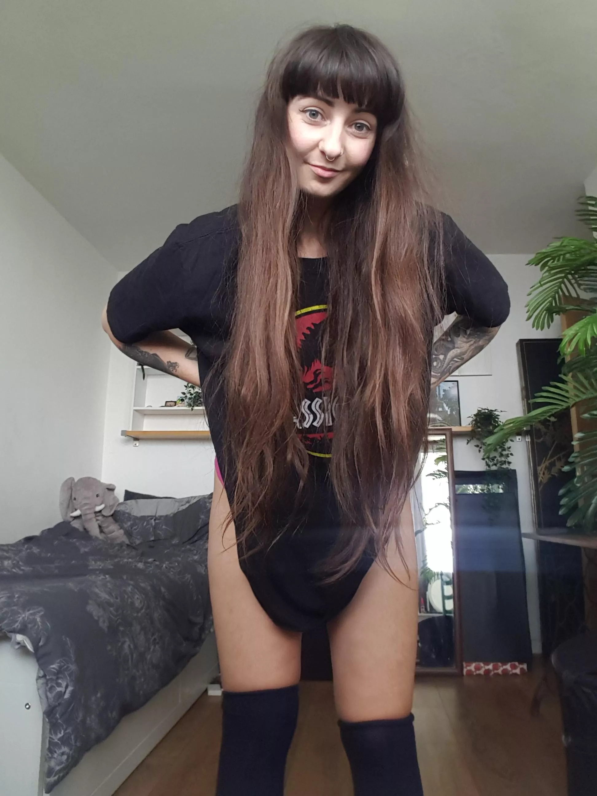 Long hair wrapped round your fist and long legs over your shoulders [f] posted by Scarlet-is-here