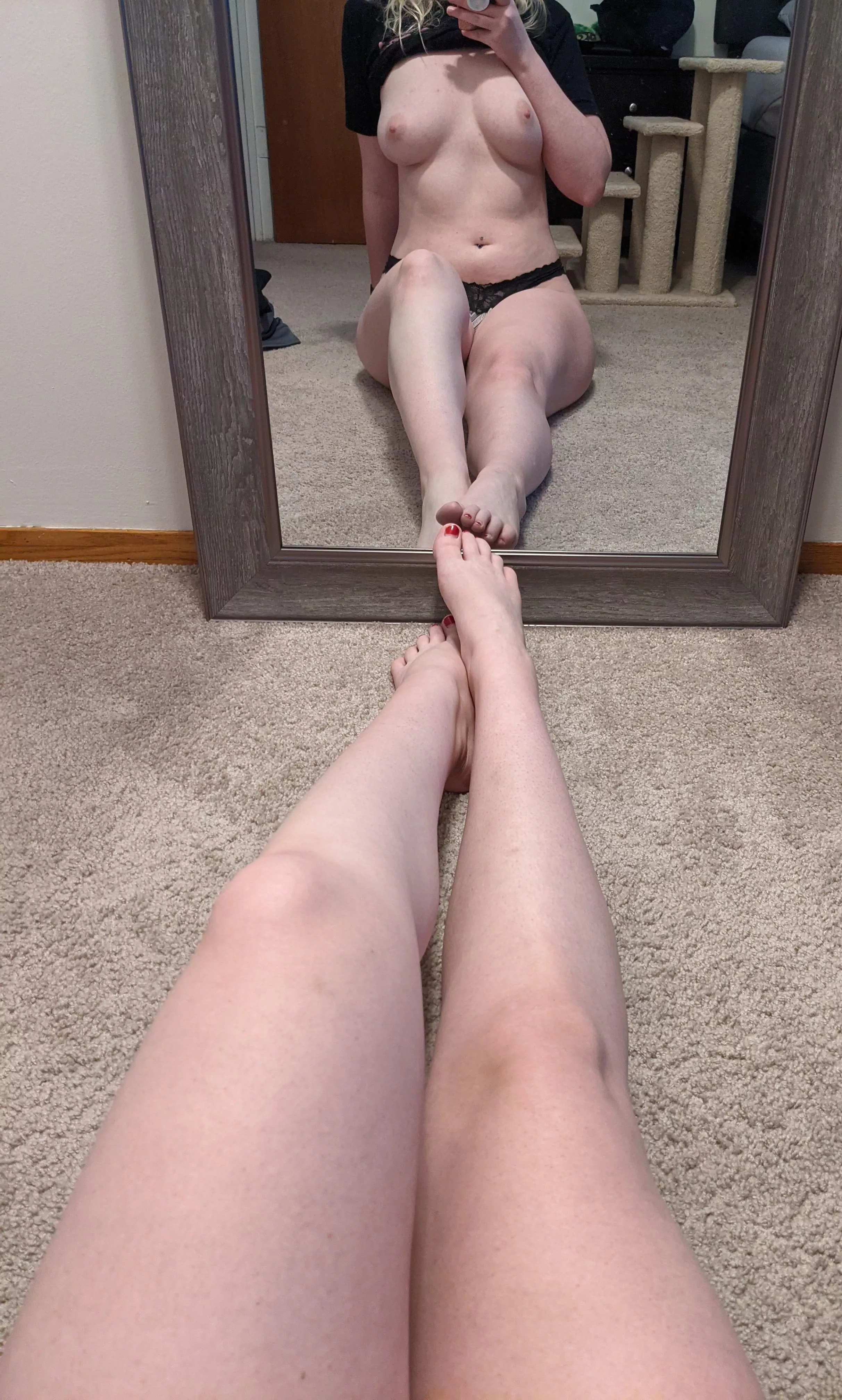 Long legs need more attention [f] 6'3 posted by BitterHurricane