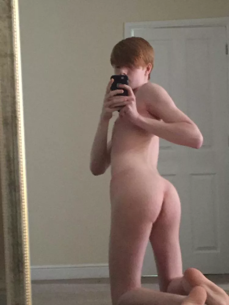 Looking for a big cock to ride posted by According-Surprise11