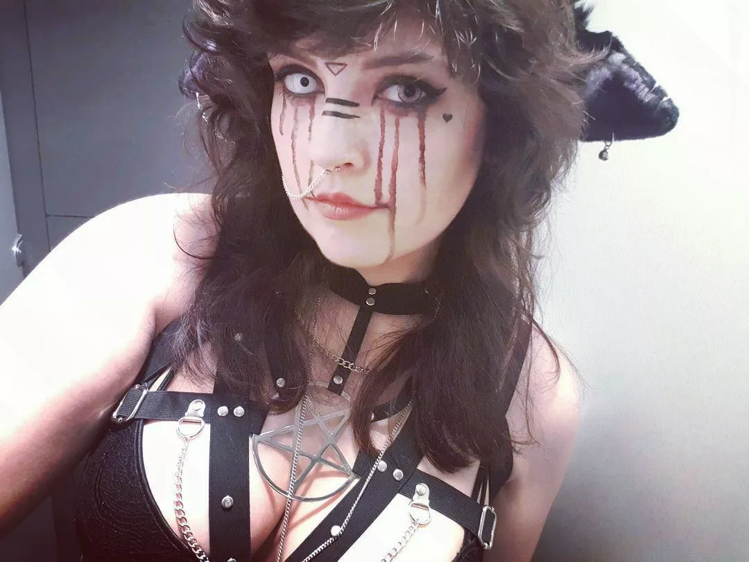 Looking for some fun with a Succubus? posted by call_me_pup