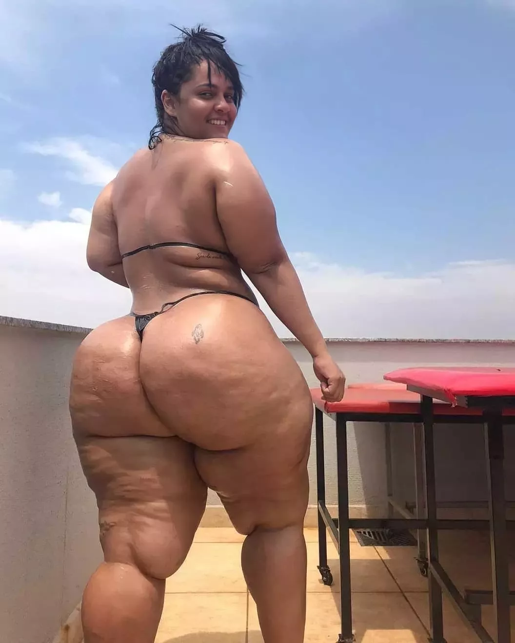 Love a BBW who wears a teeny tiny thong posted by Udderluvr2020