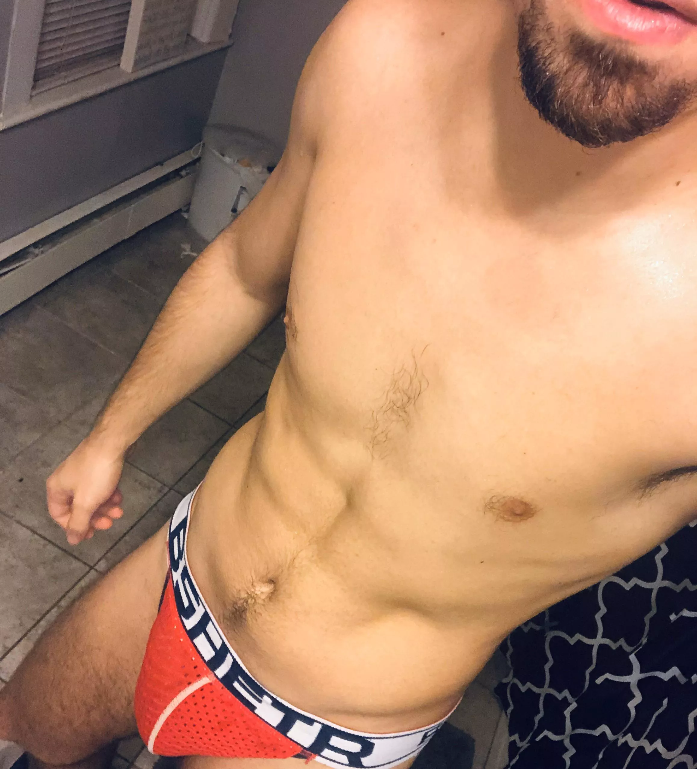 Love a good jock (24 years old) posted by FreddyConwell