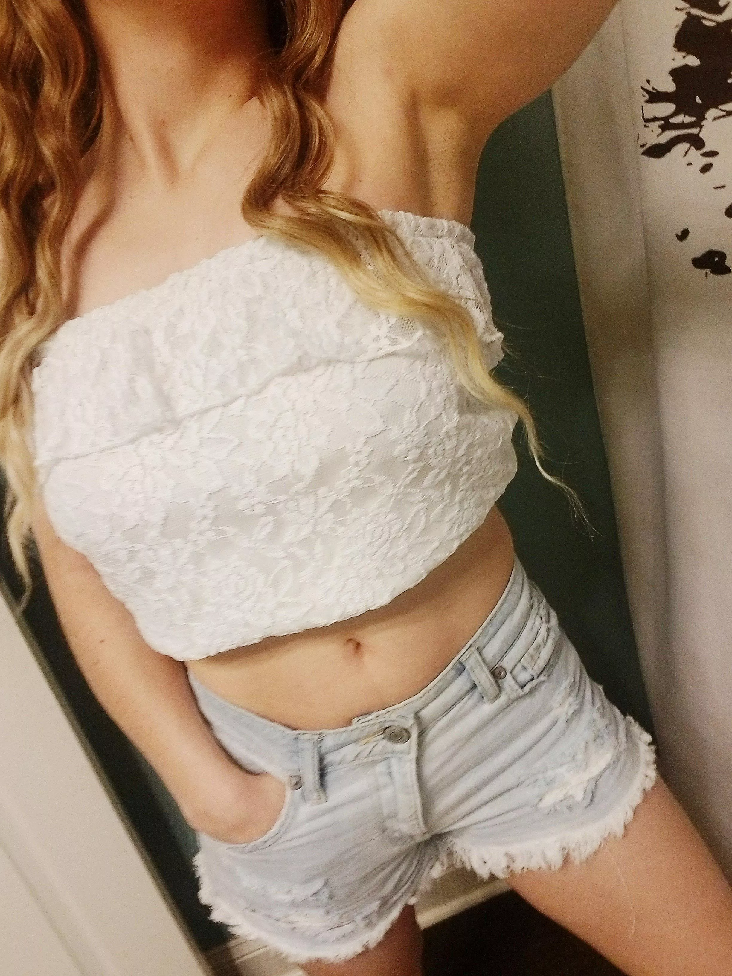 Love my lace top with my belly button peekin out posted by LylaLynn_NextDoor