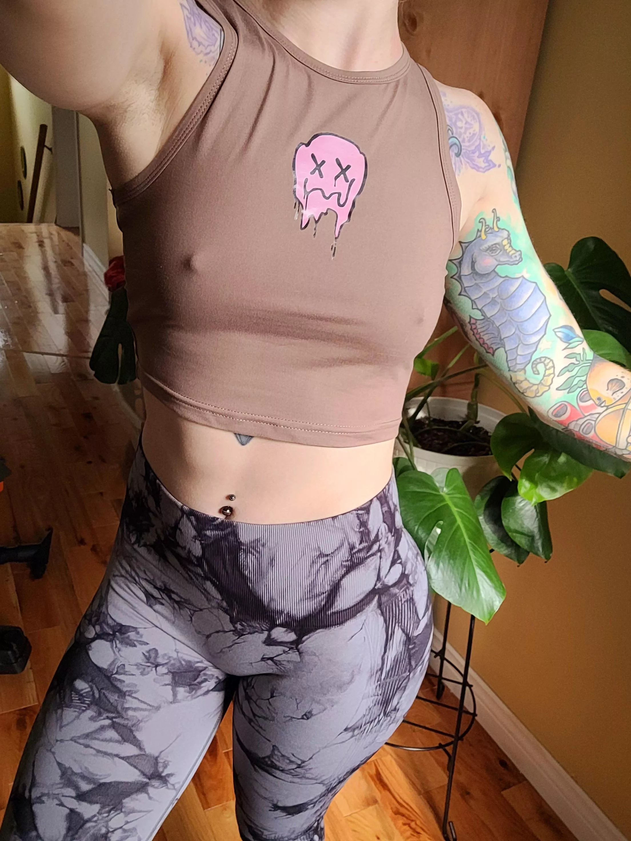 Love my new workout outfit! posted by suziesoul