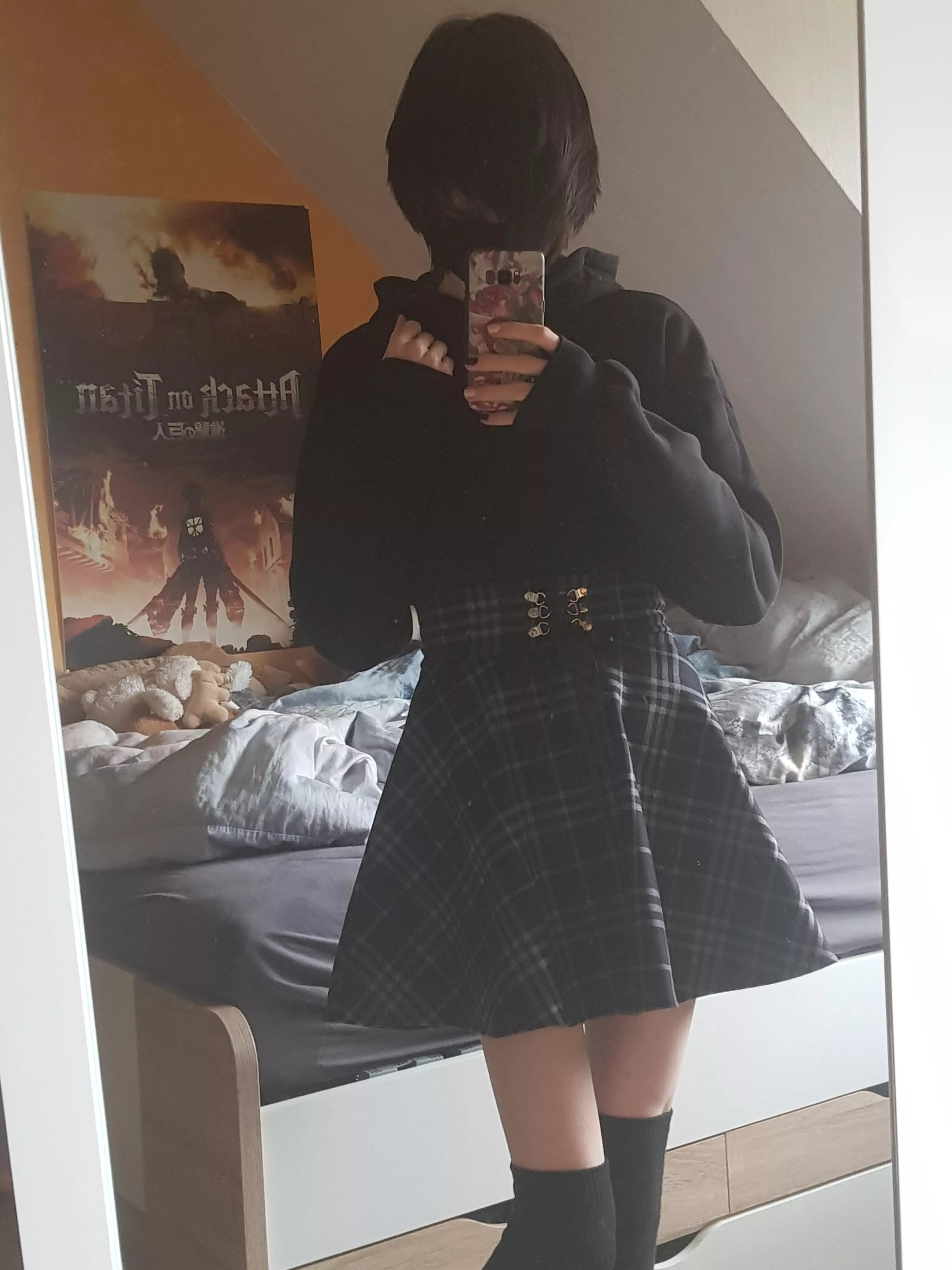 Love this skirt 🥰 posted by FemboyTarion