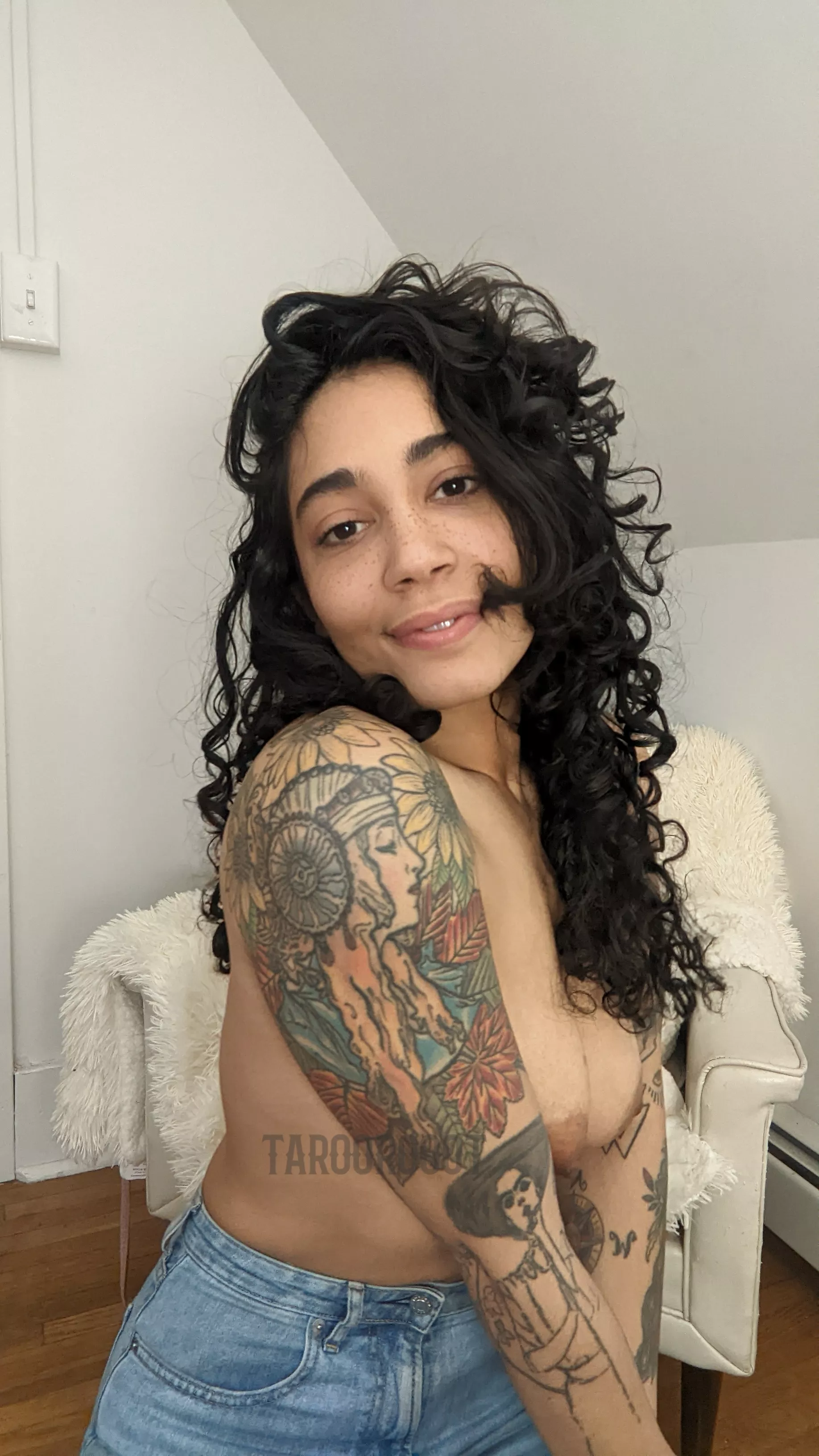 Loving my natural curls these days! posted by TarooRooot