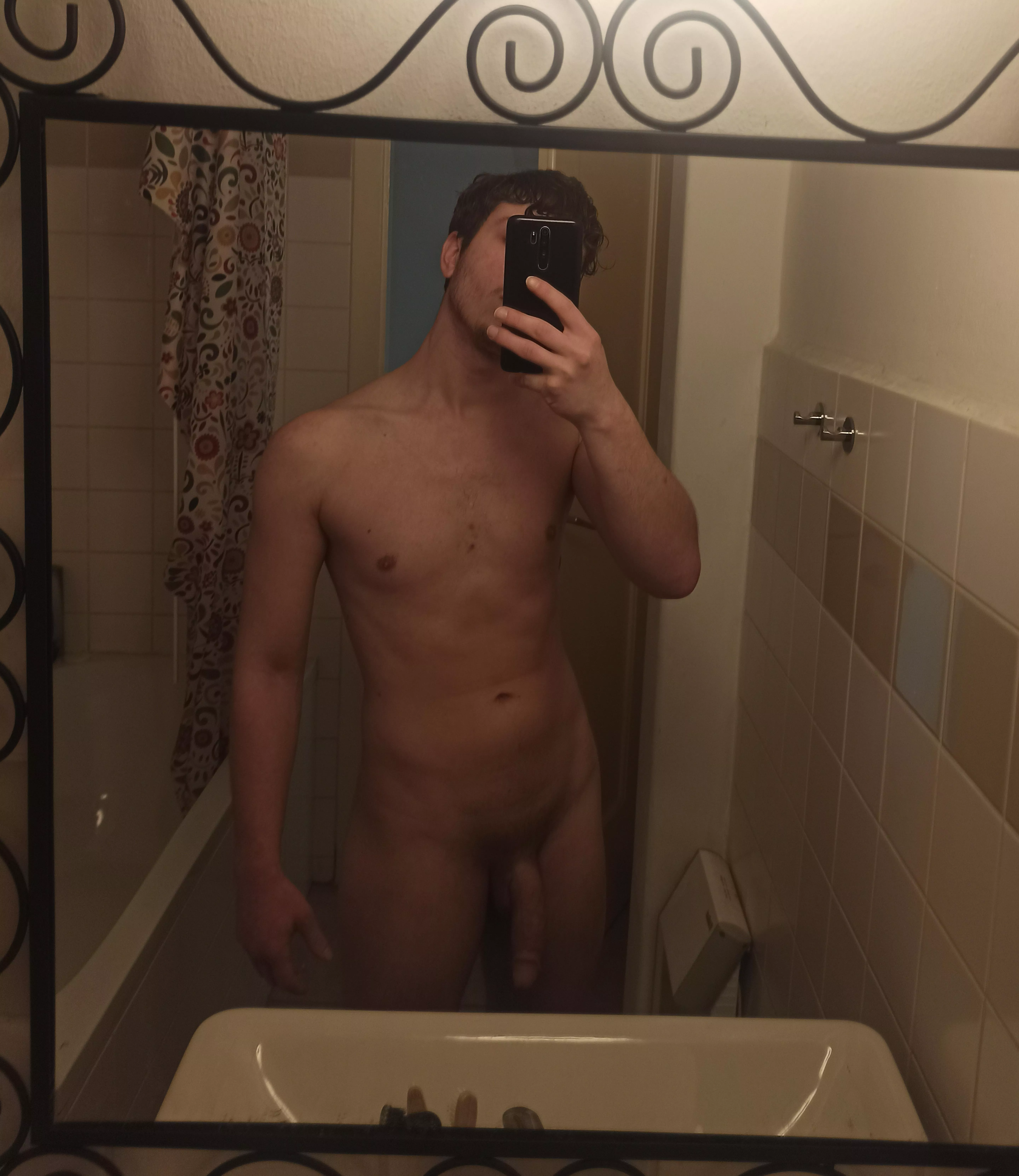 [M] 24 posted by 6TrouserSnake9