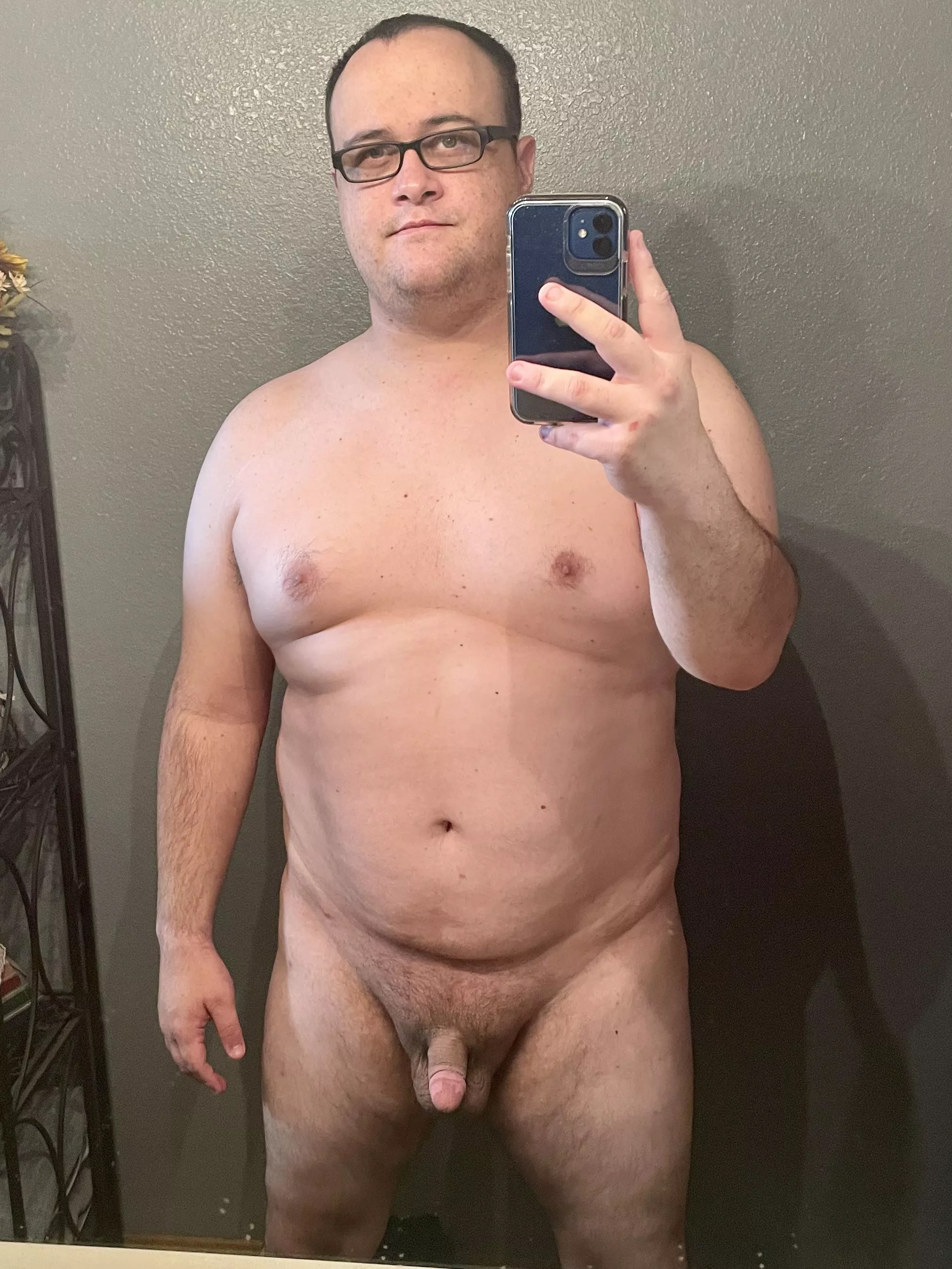 [M] 31, 285lbs, 6’2” - Sometimes I hate how I look. Wishing I was thinner, hairier, more well endowed. posted by Seismic-Shrimp