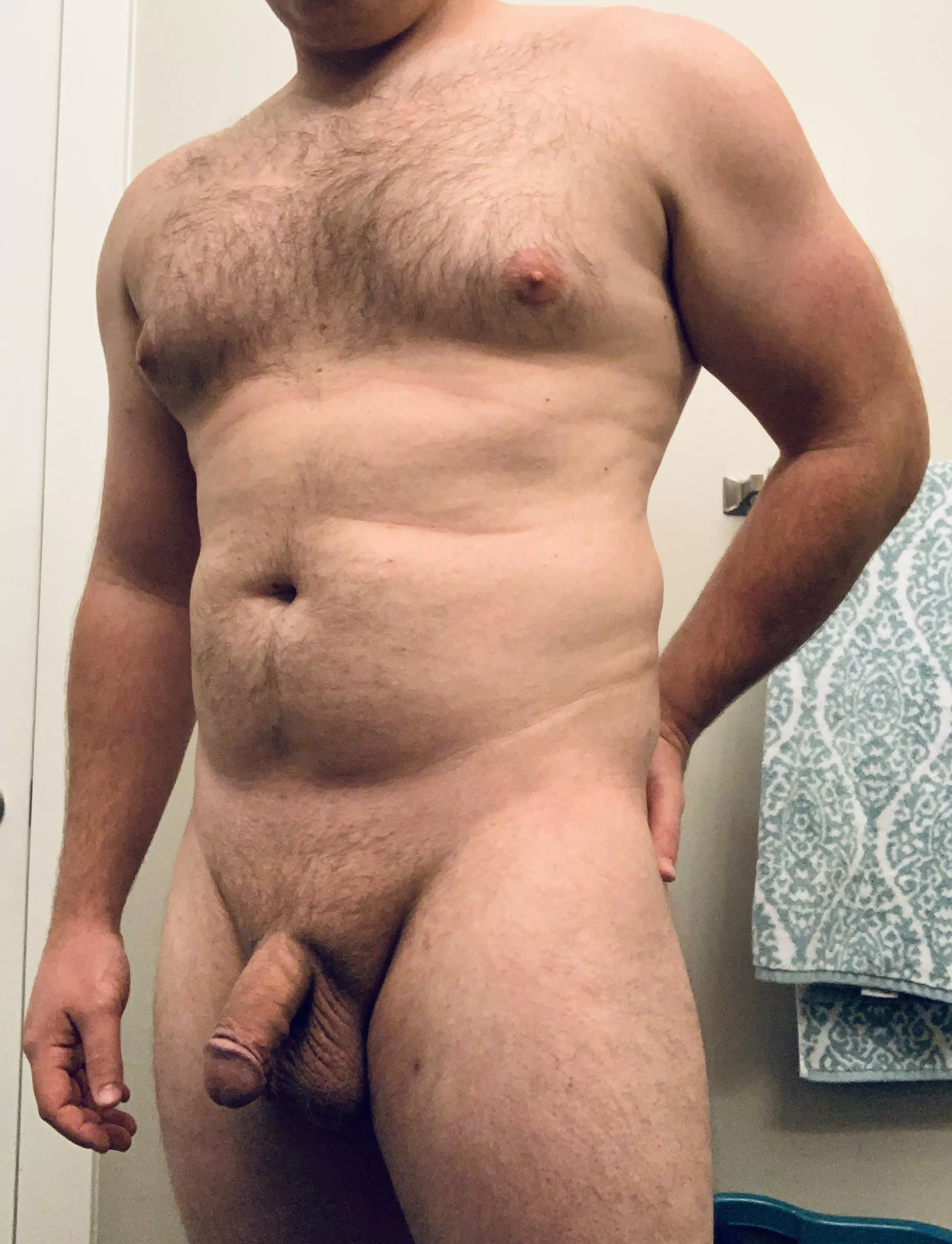 (M) 31. Fully embracing the dad bod. I like the gym, but also cookies. posted by notaburner99