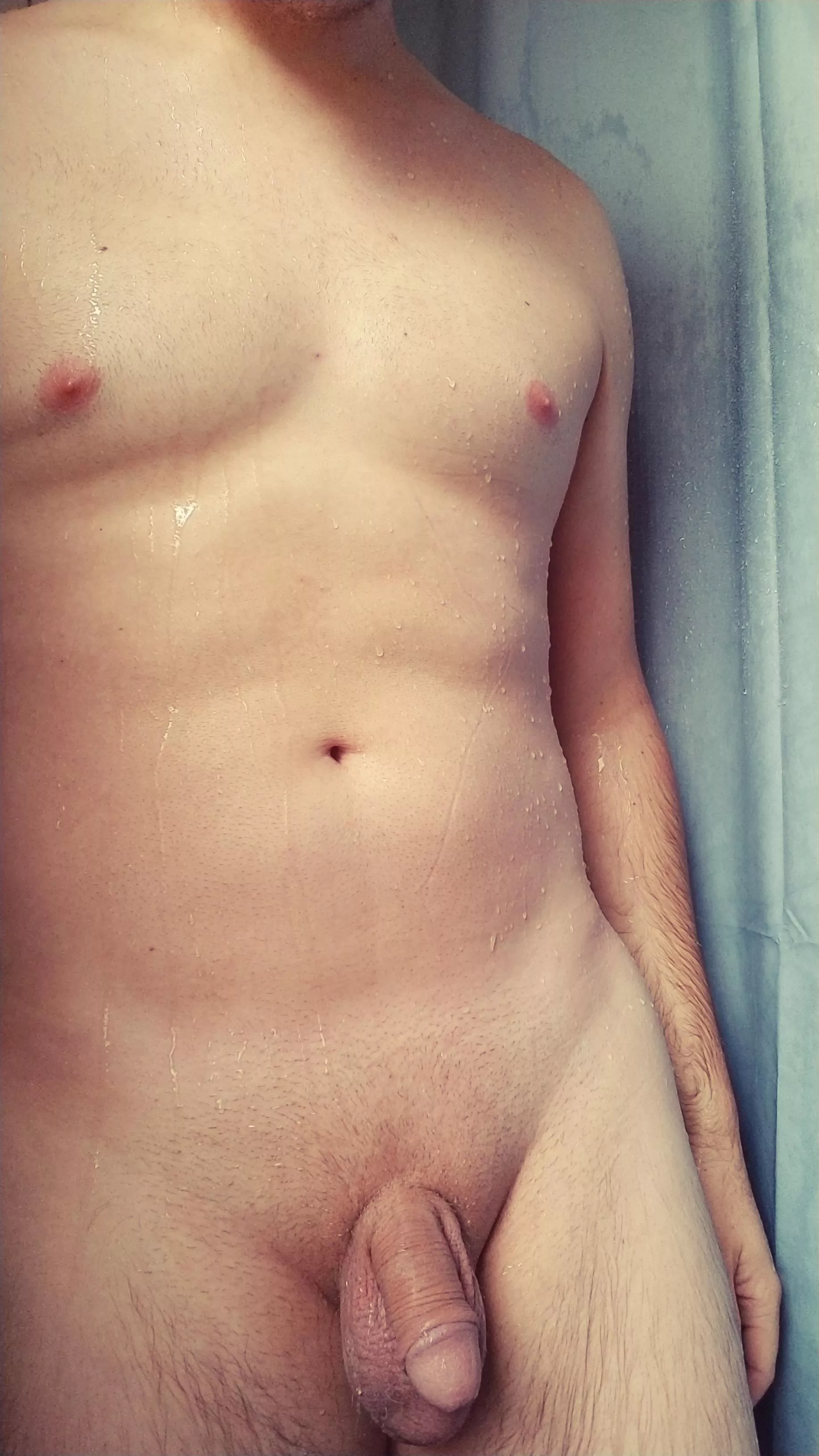 [M] 35, 6'1: It can be too easy to be self-critical. But you all give me a boost of self love! posted by Internal-Pickle-6707