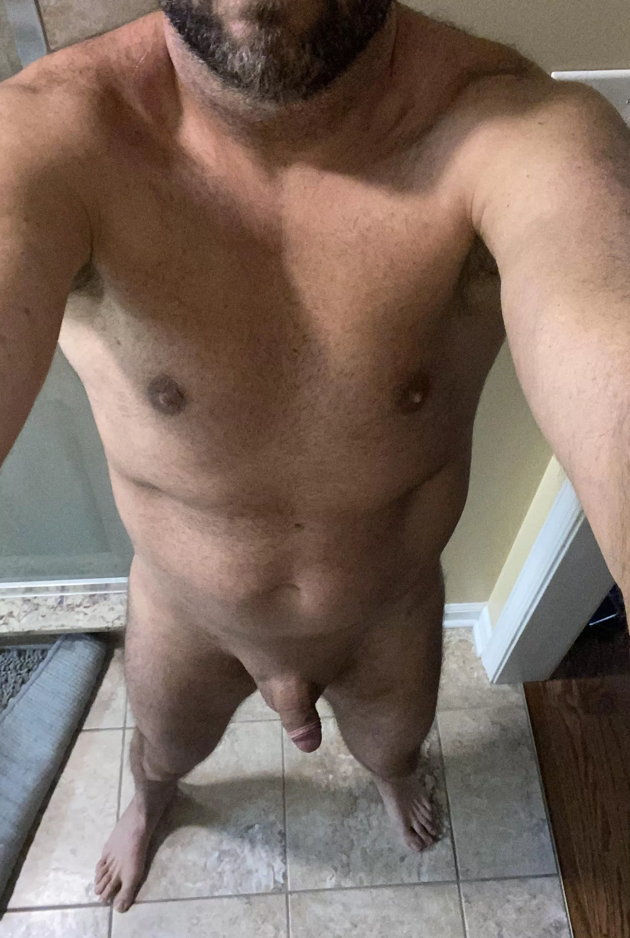 M 38 185 5â€™11â€ looking for opinions. posted by jk9584