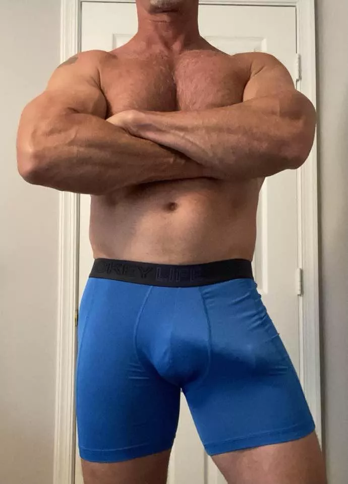 [M] 57. Wearing compression shorts has its advantages. posted by spreadem911