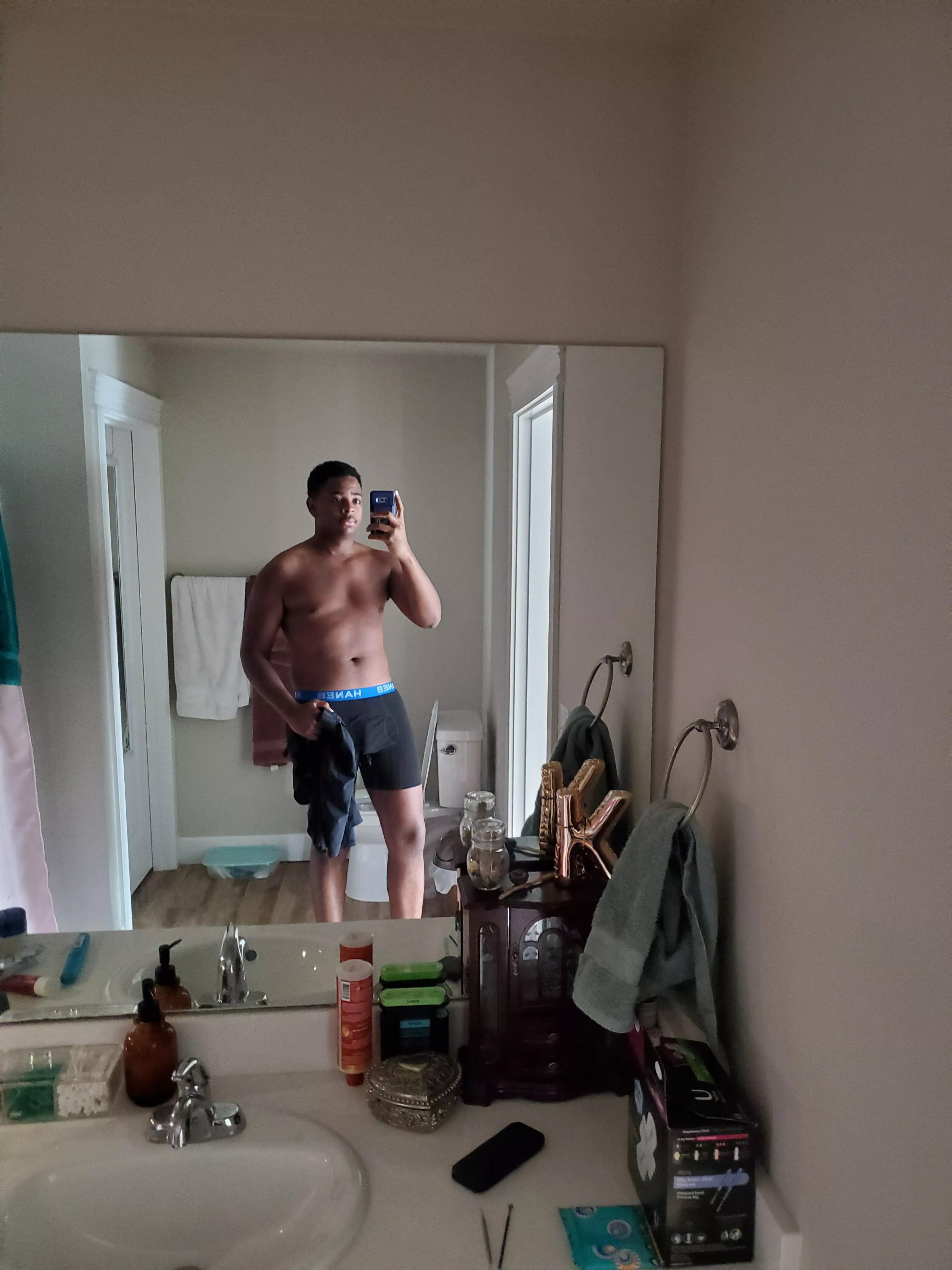 [M] 6'3 and 230 lbs. What sports do you think I play? posted by throwaway35751234