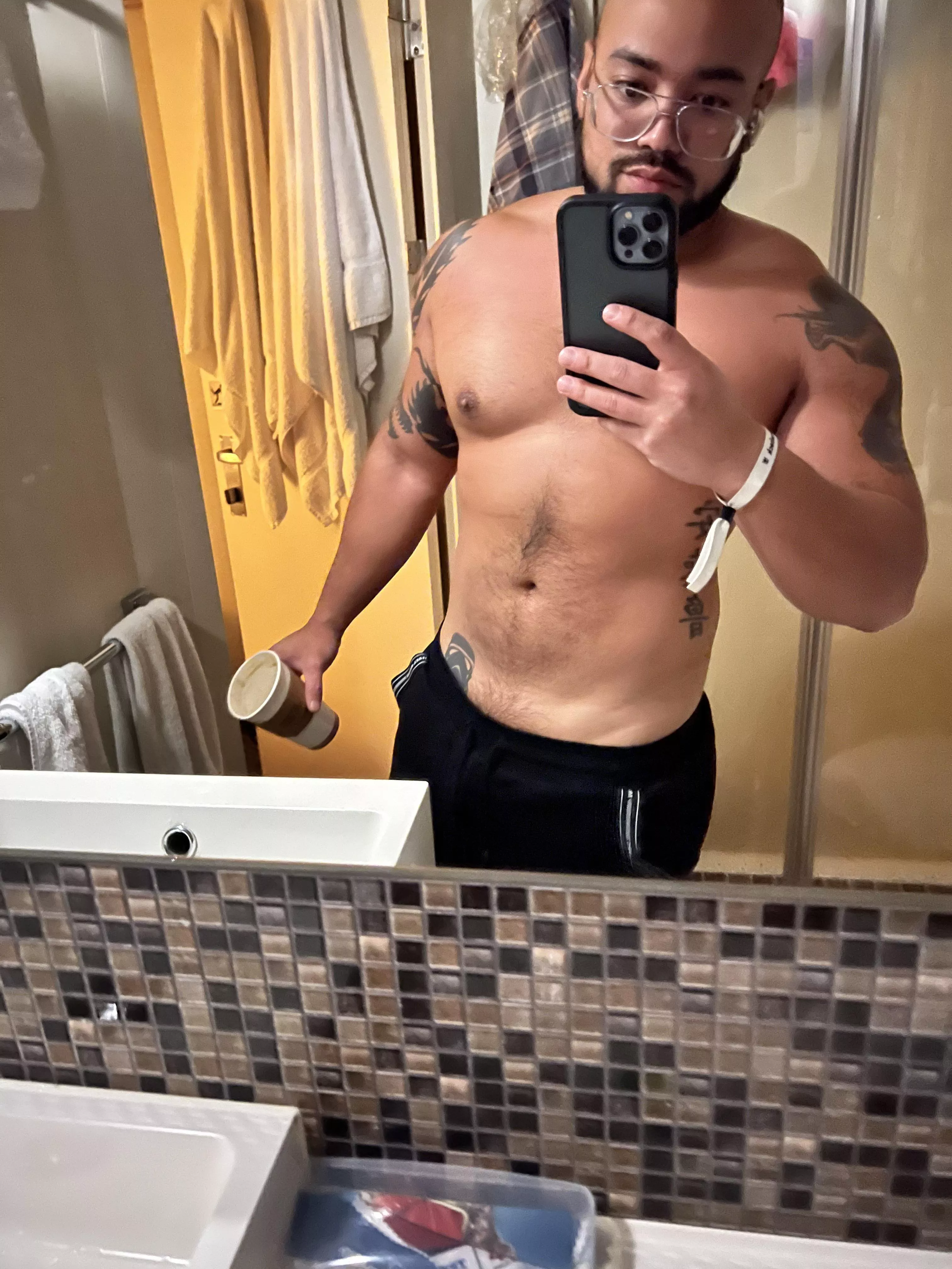 [M] after my last workout on vacation. posted by JRoo1214