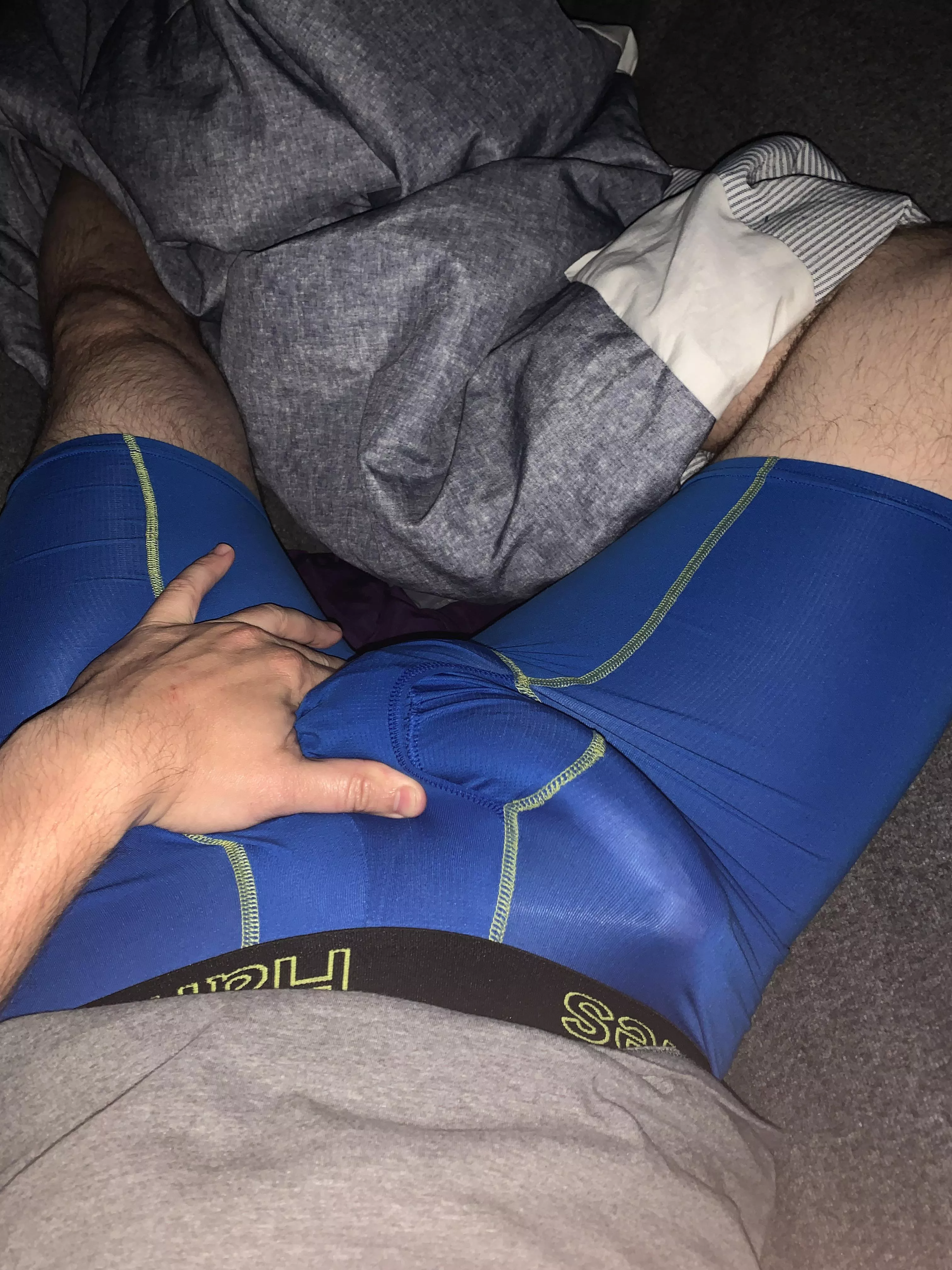 [m] blue kinda day posted by wagthedog07