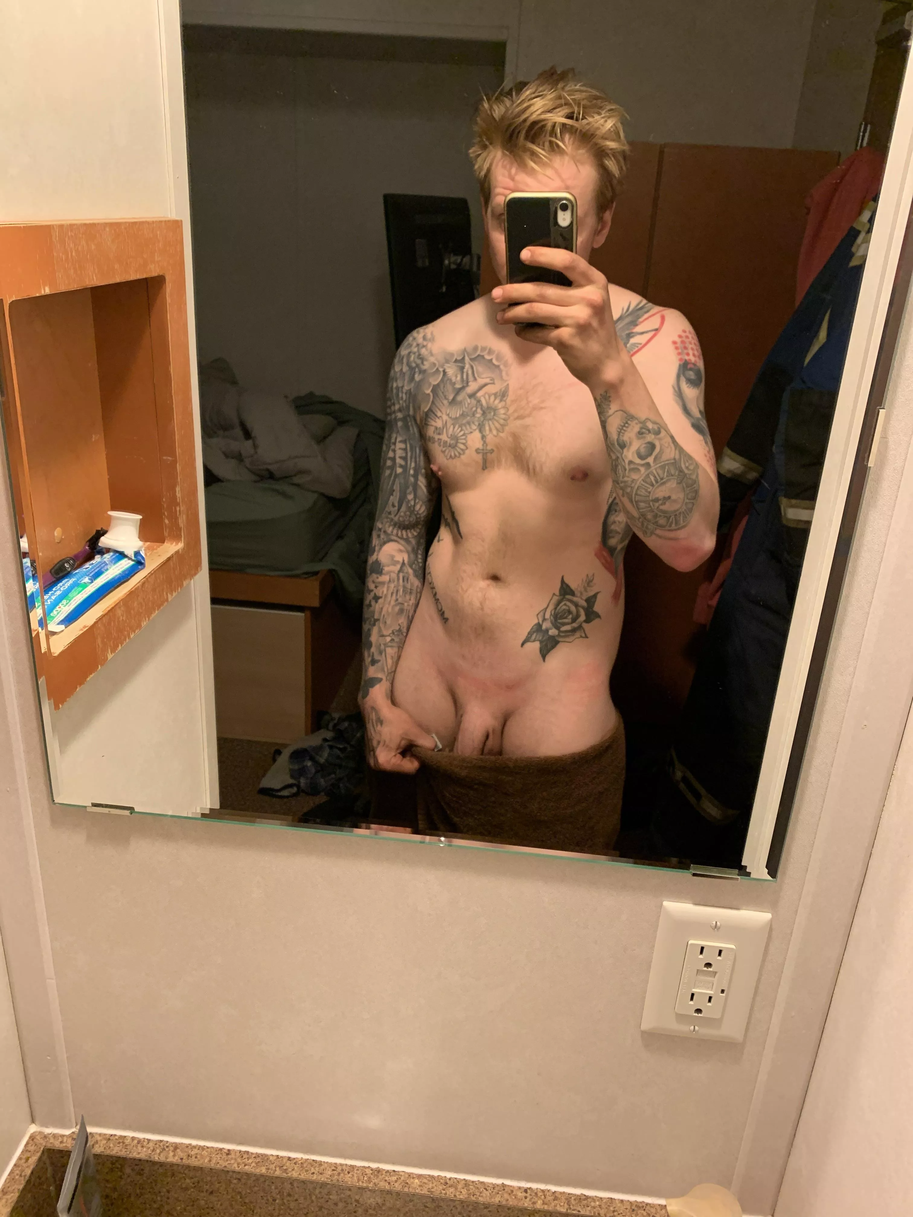 [M] bored posted by avpfan21