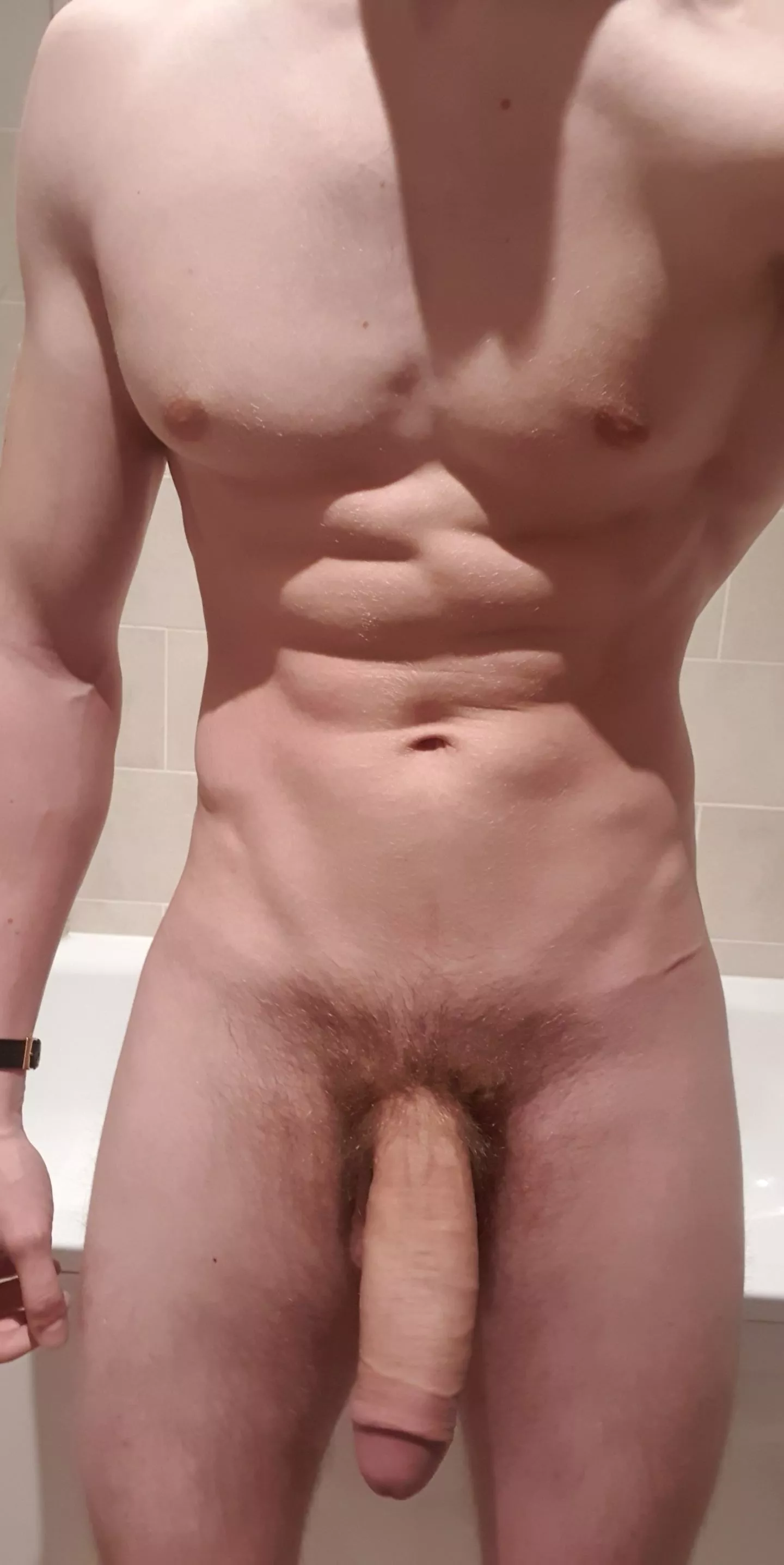 (M) Give some love if you stopped scrolling posted by YourHungFriend