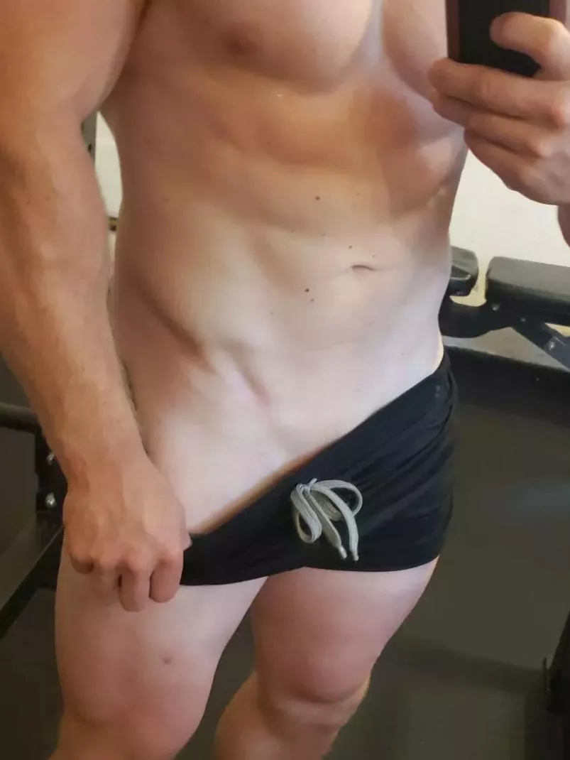 (M) It got pretty warm in the gym today. posted by iowashyguy12