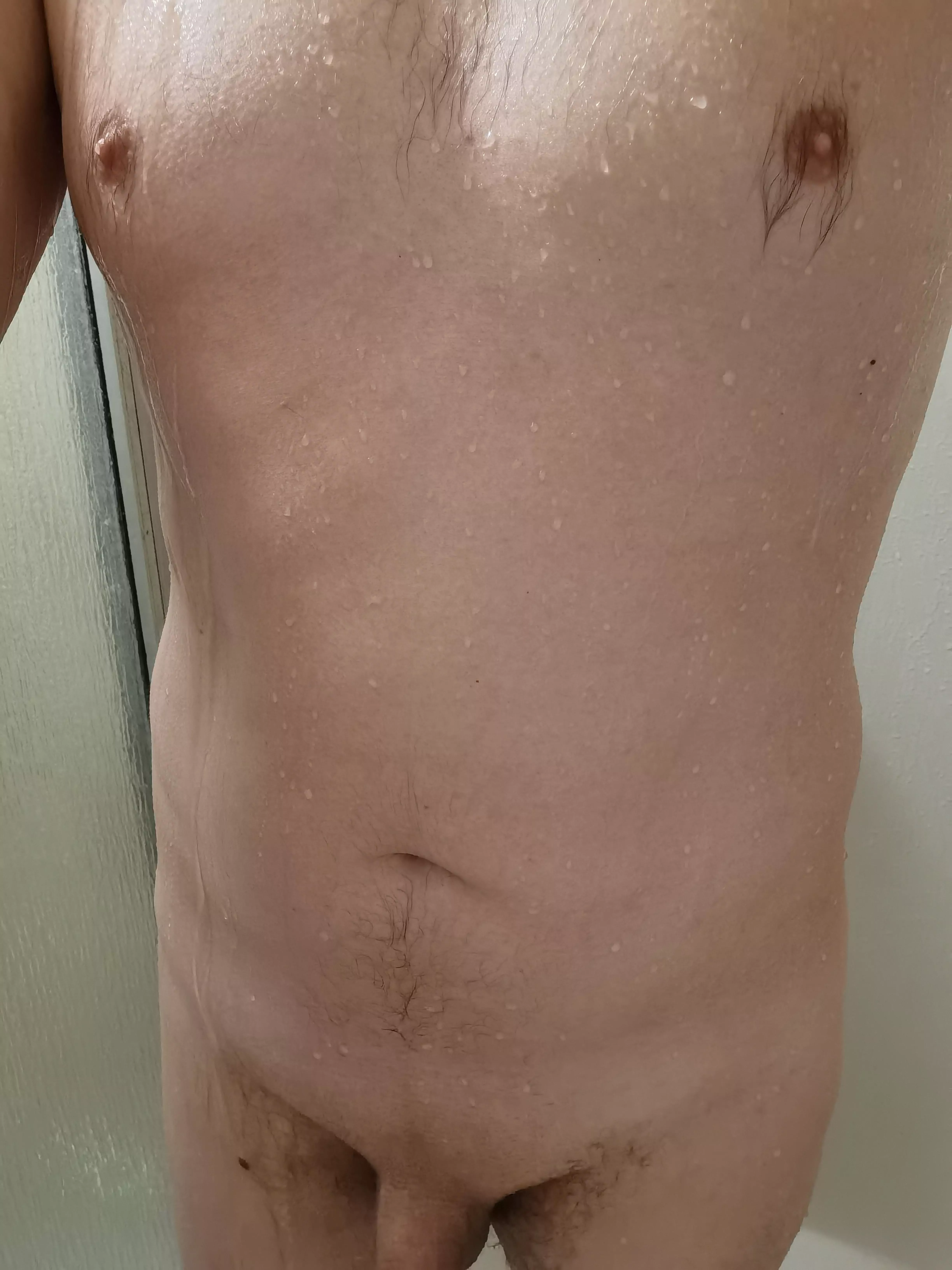 [M] quick dad bod shower selfie... posted by NamelessDadBod