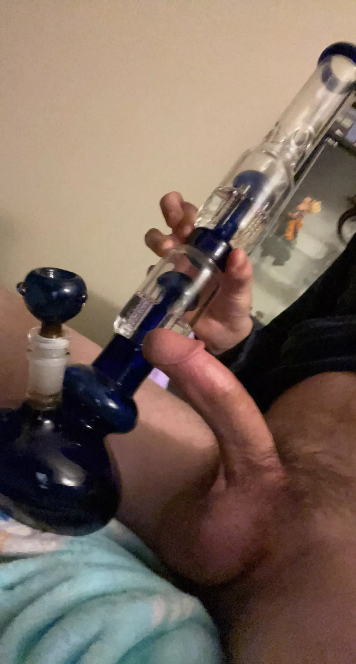 (M) smoke sesh? posted by TooshKing