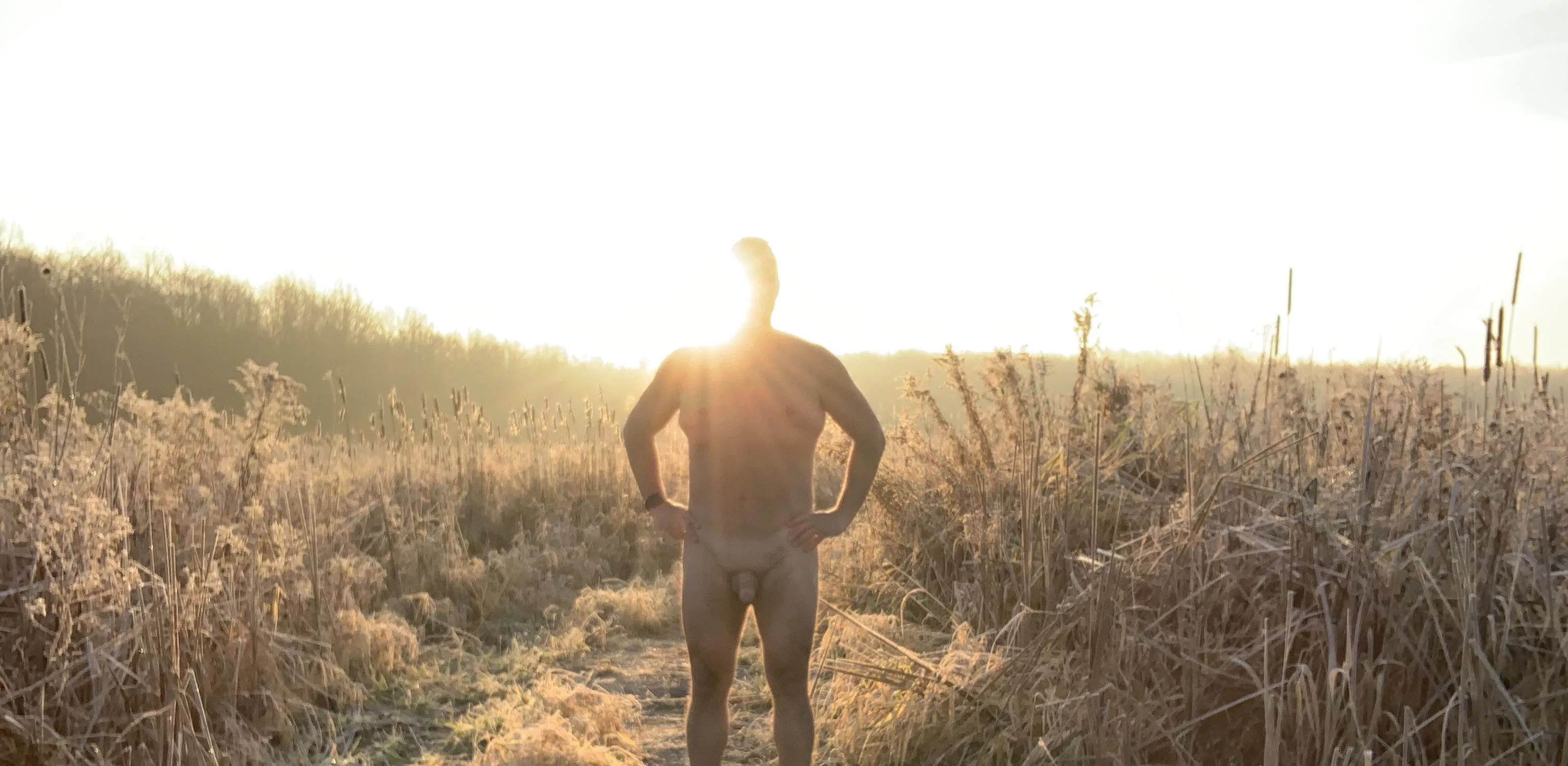 [M] Sun on my back and clothes I lack. posted by StrokeMyStick