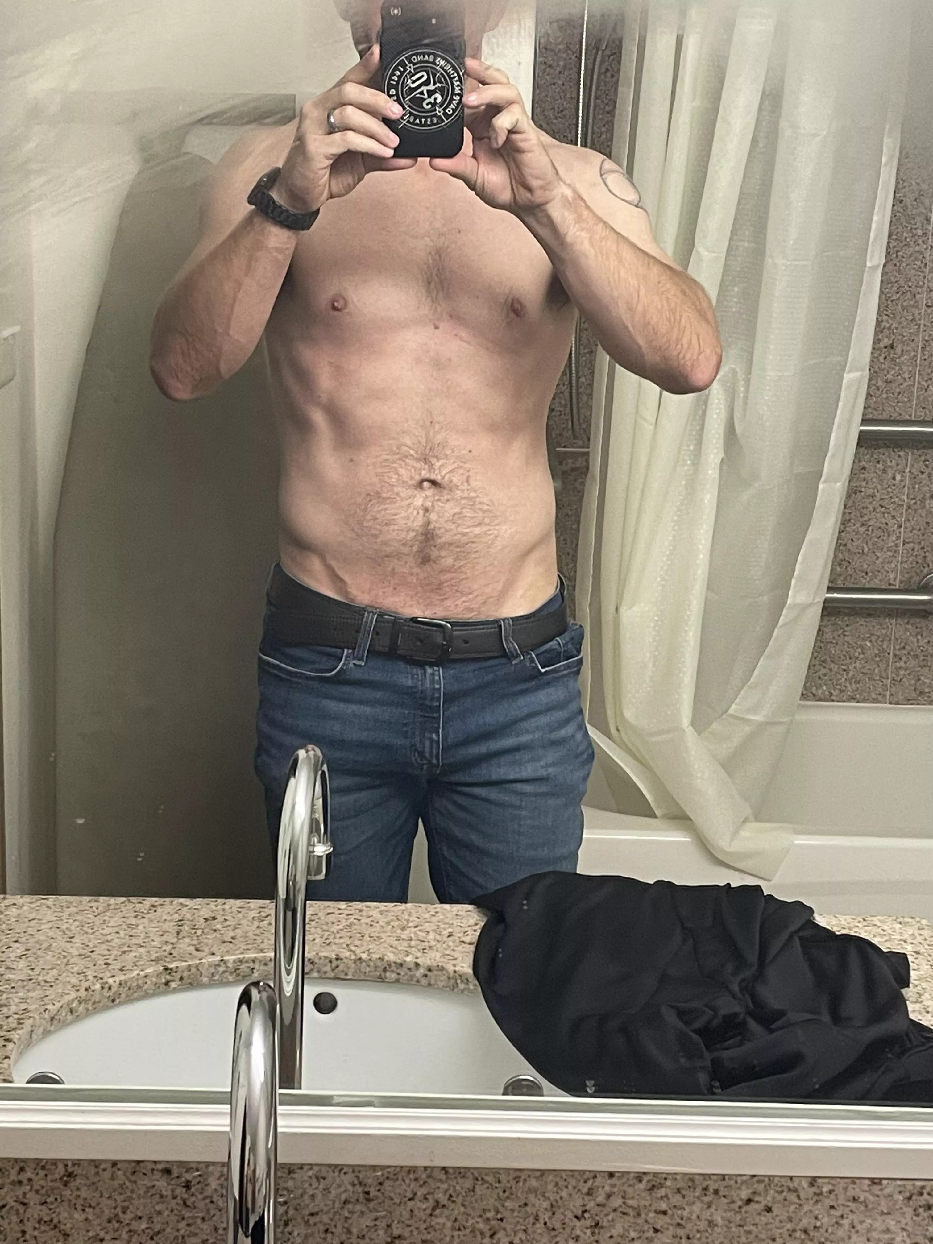 (M) trying to get some definition. posted by Sad-Signature5174