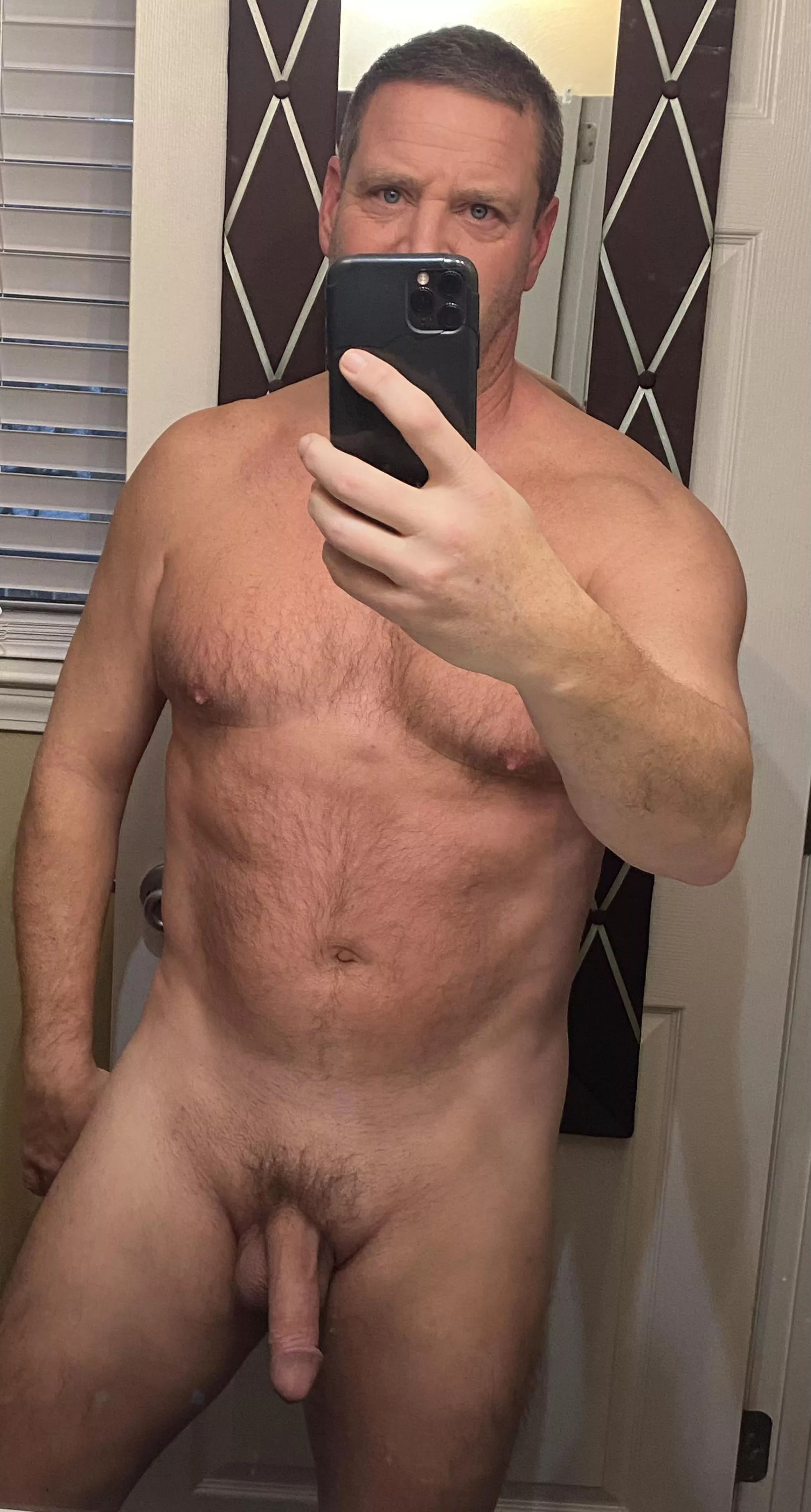 (M). Trying to get this 52 year old body to cooperate today and go workout. Think Iâ€™d rather just stay home naked though posted by keyman22