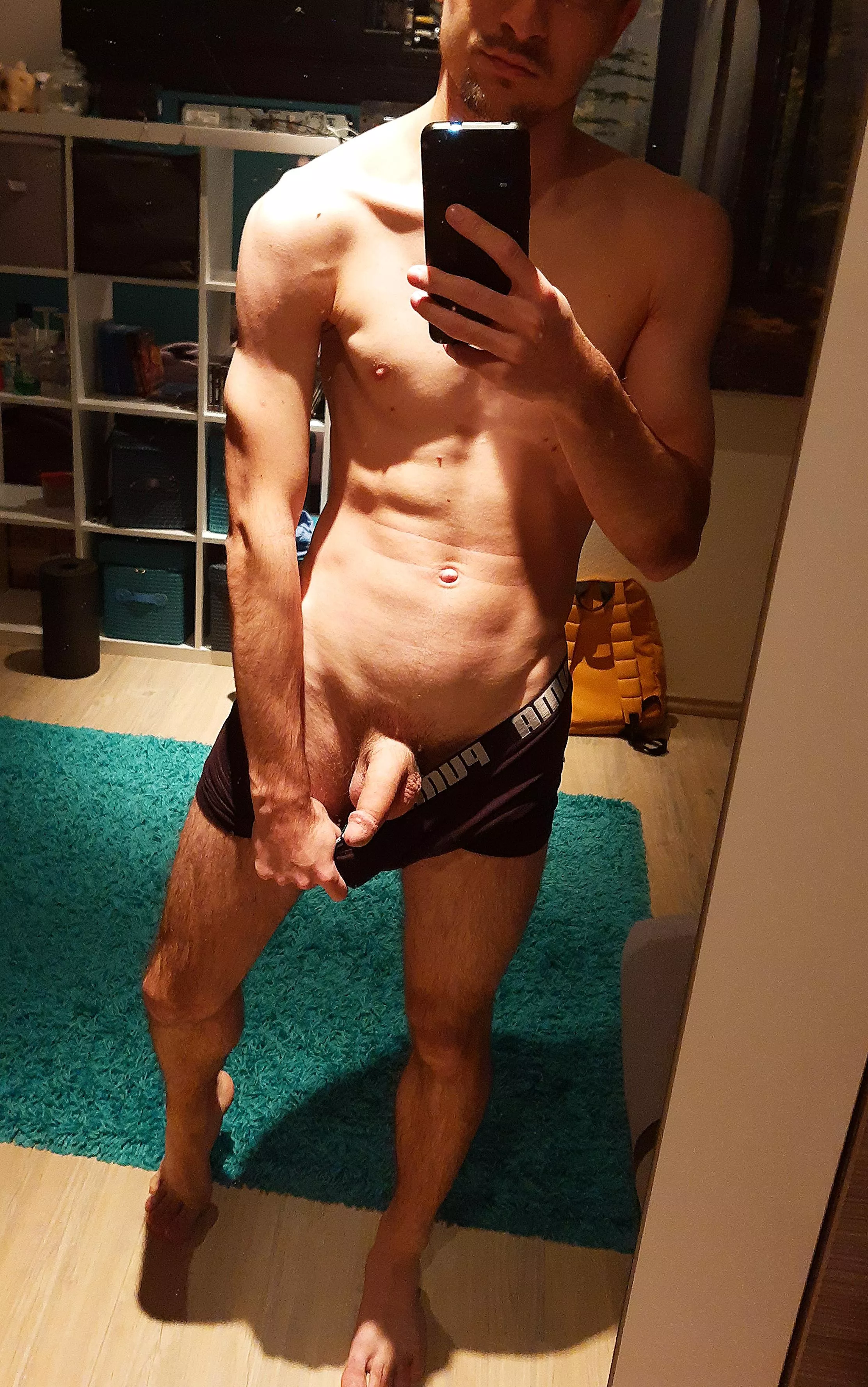 (M20) Would you get down on your knees? posted by mycxxx