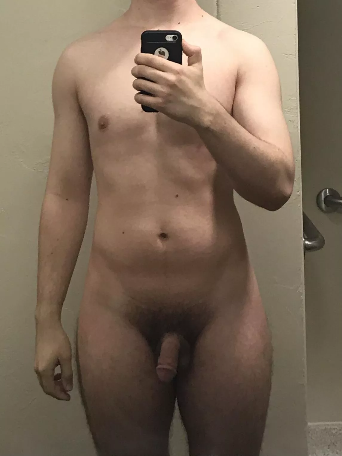 [M23, 5’9”, 165lb] Honestly just curious what people think of my body posted by untakenusername45