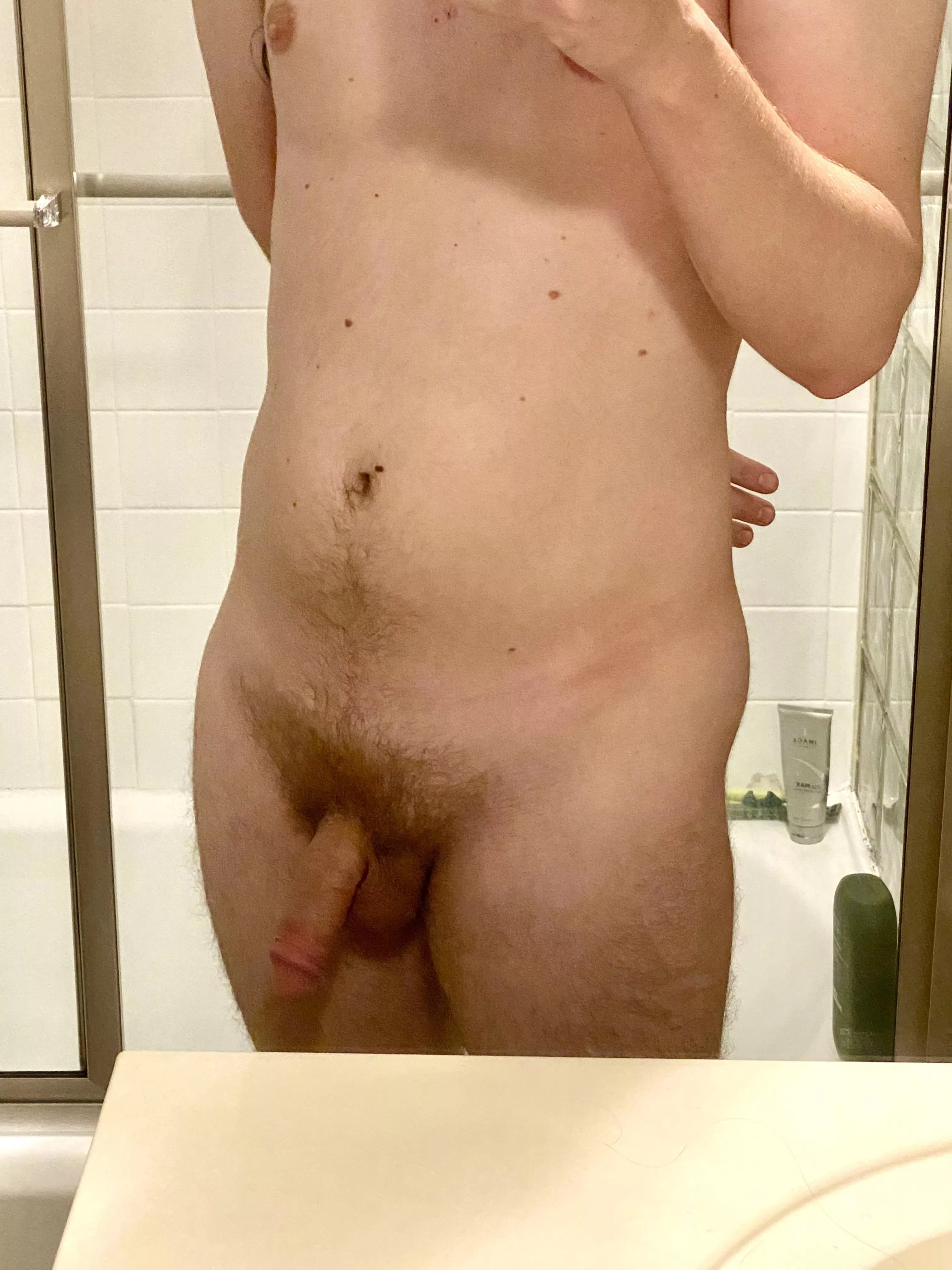 M25, 188, 6’1” posted by GrumpusQuills