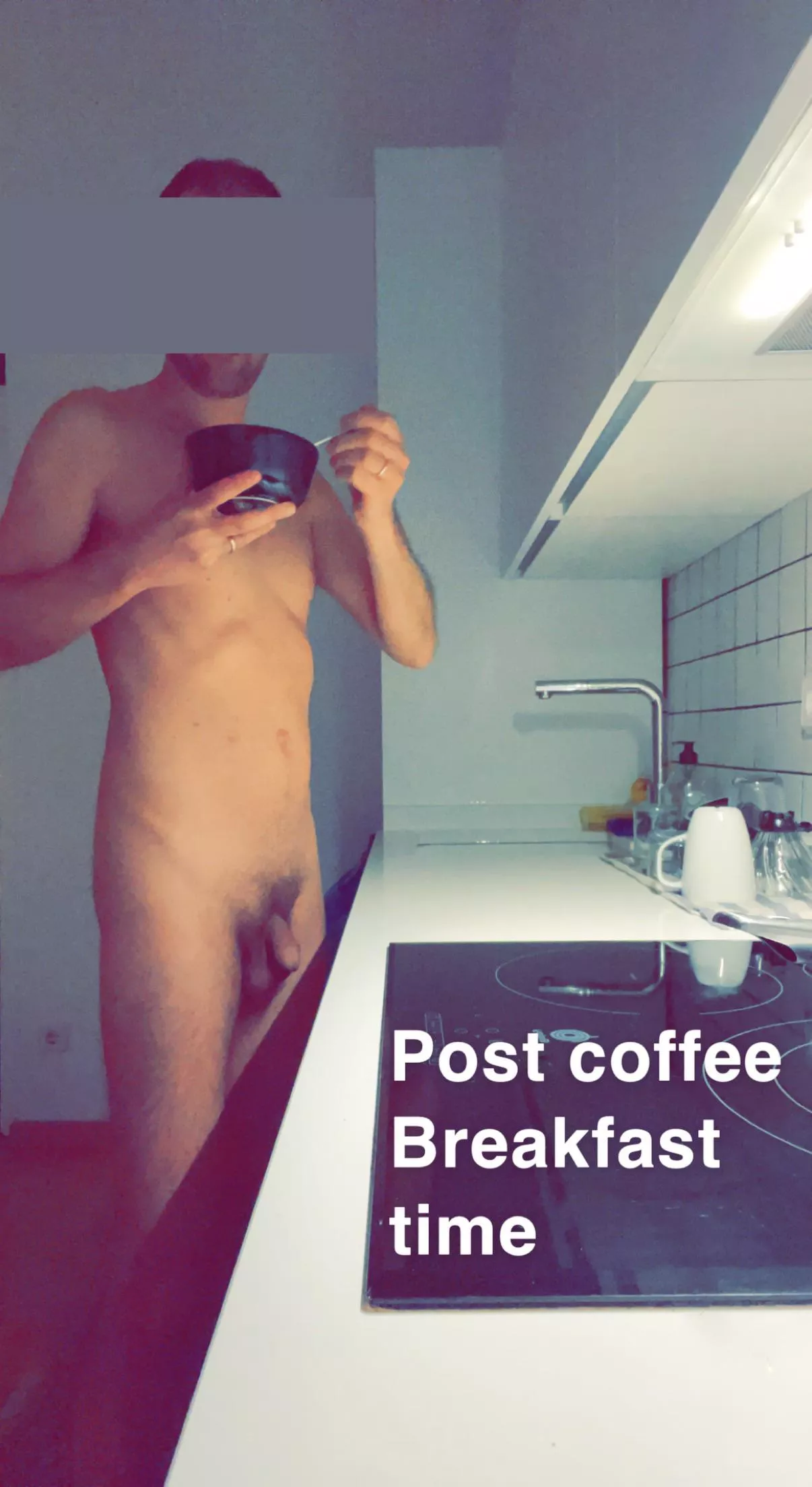 [M41, 186, 68] Normal morning. Normal nude. Send me motivation - still a long day ahead. posted by Blue-911