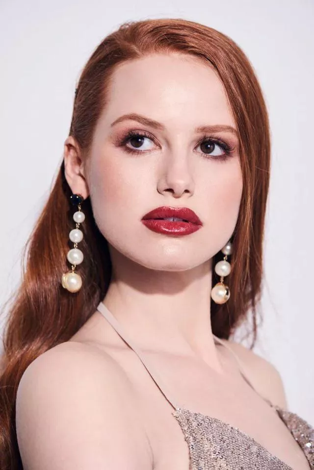 Madelaine Petsch posted by ImProbablyNotABird