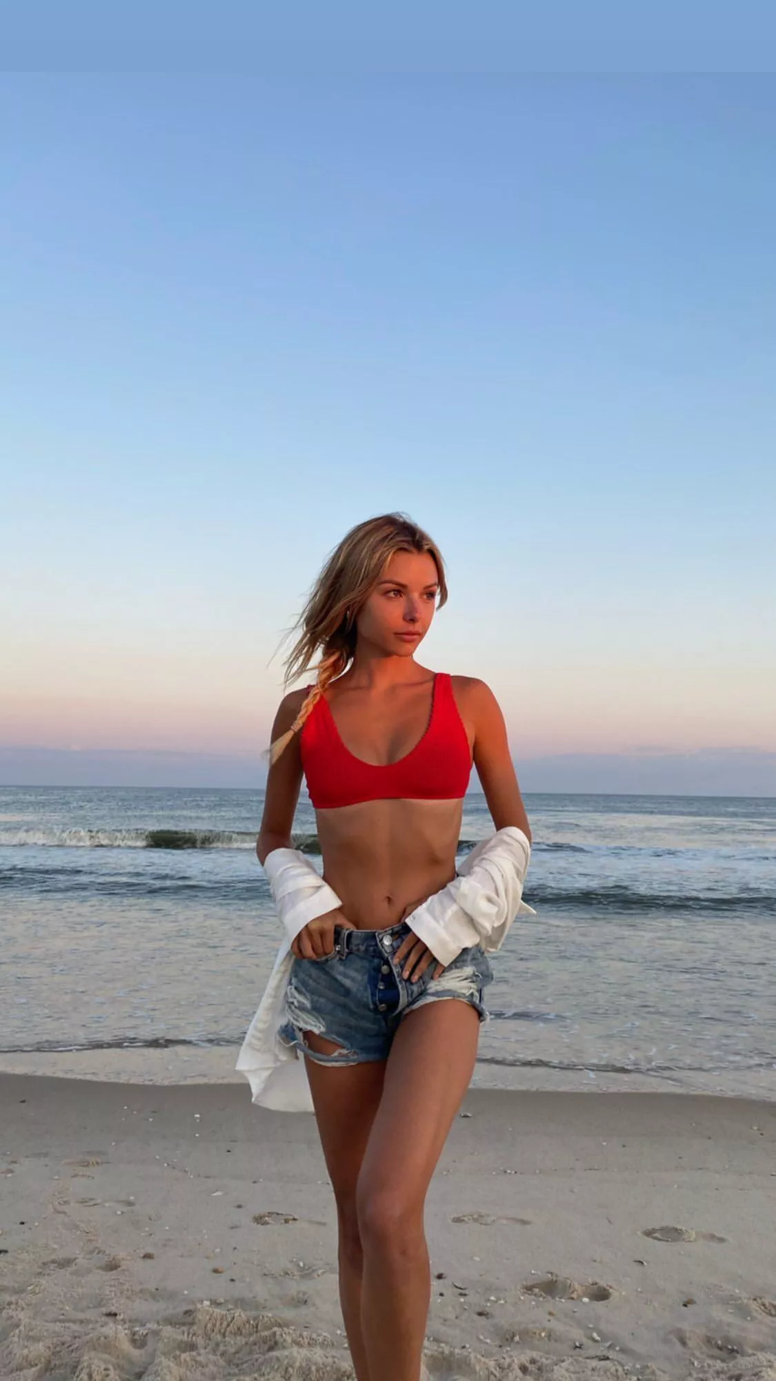 Madi Teeuws posted by enjoying-beauty