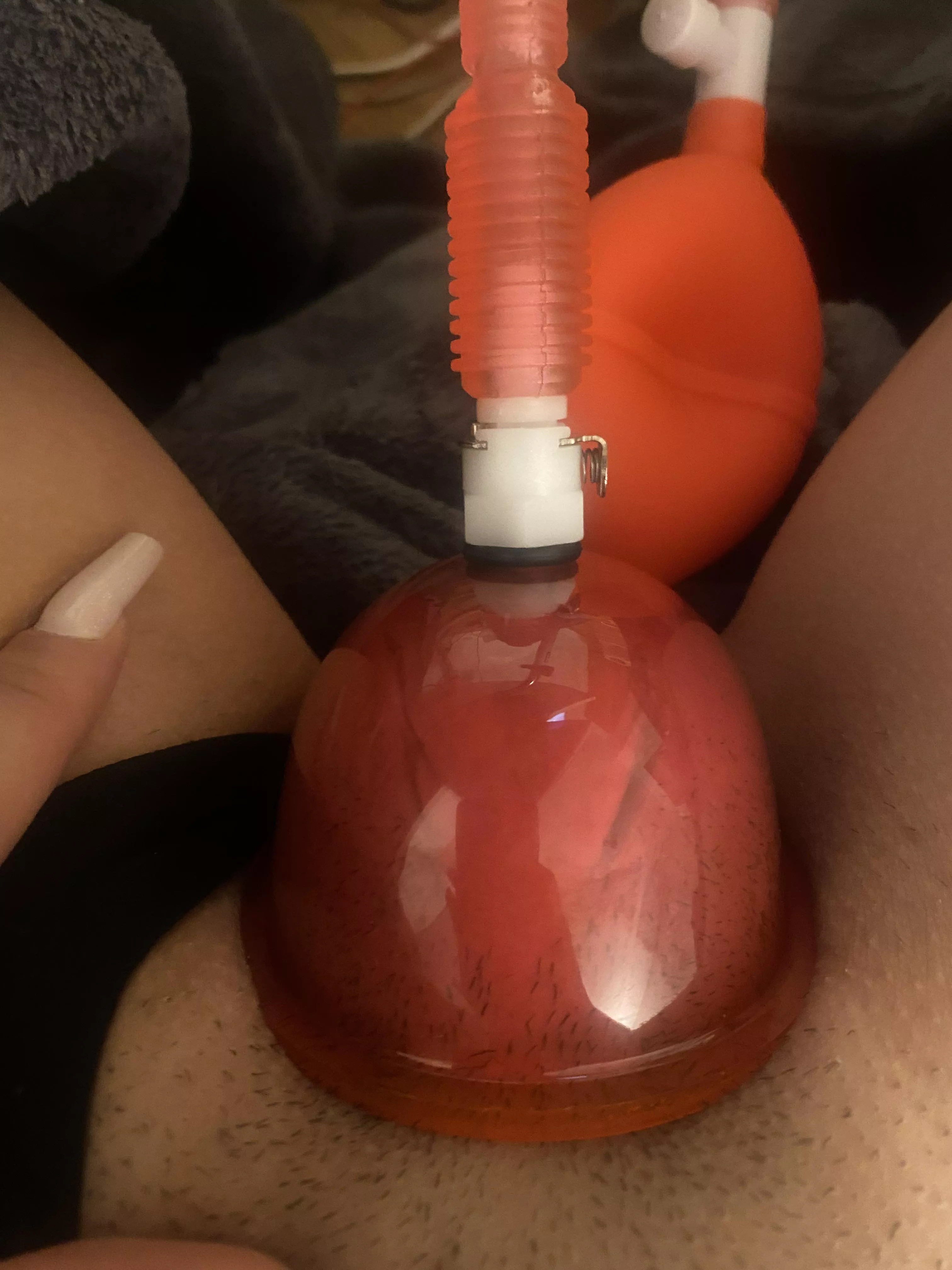 Make my pussy [f] drip while in the pump ðŸ¥º I want to hear everything youâ€™d do to my swollen little cunt posted by xnevermeant21