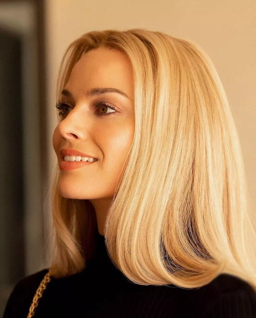 Margot Robbie as Sharon Tate posted by James007BondUK