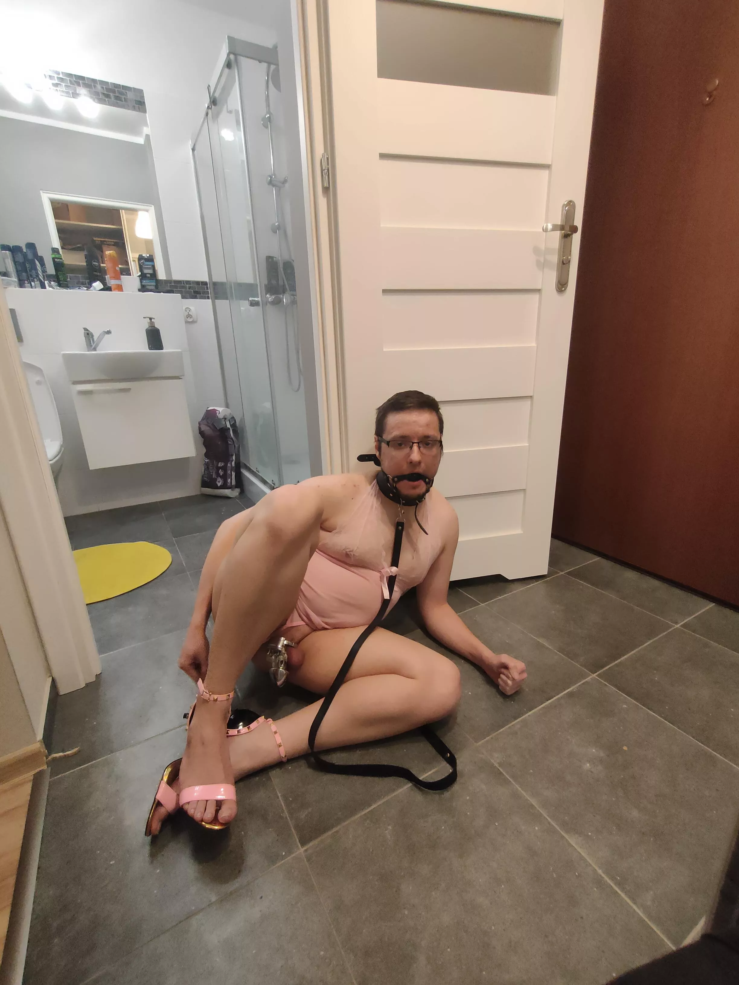 Master told me to post these pictures of me fucking myself, please humiliate me posted by prusaktheguy