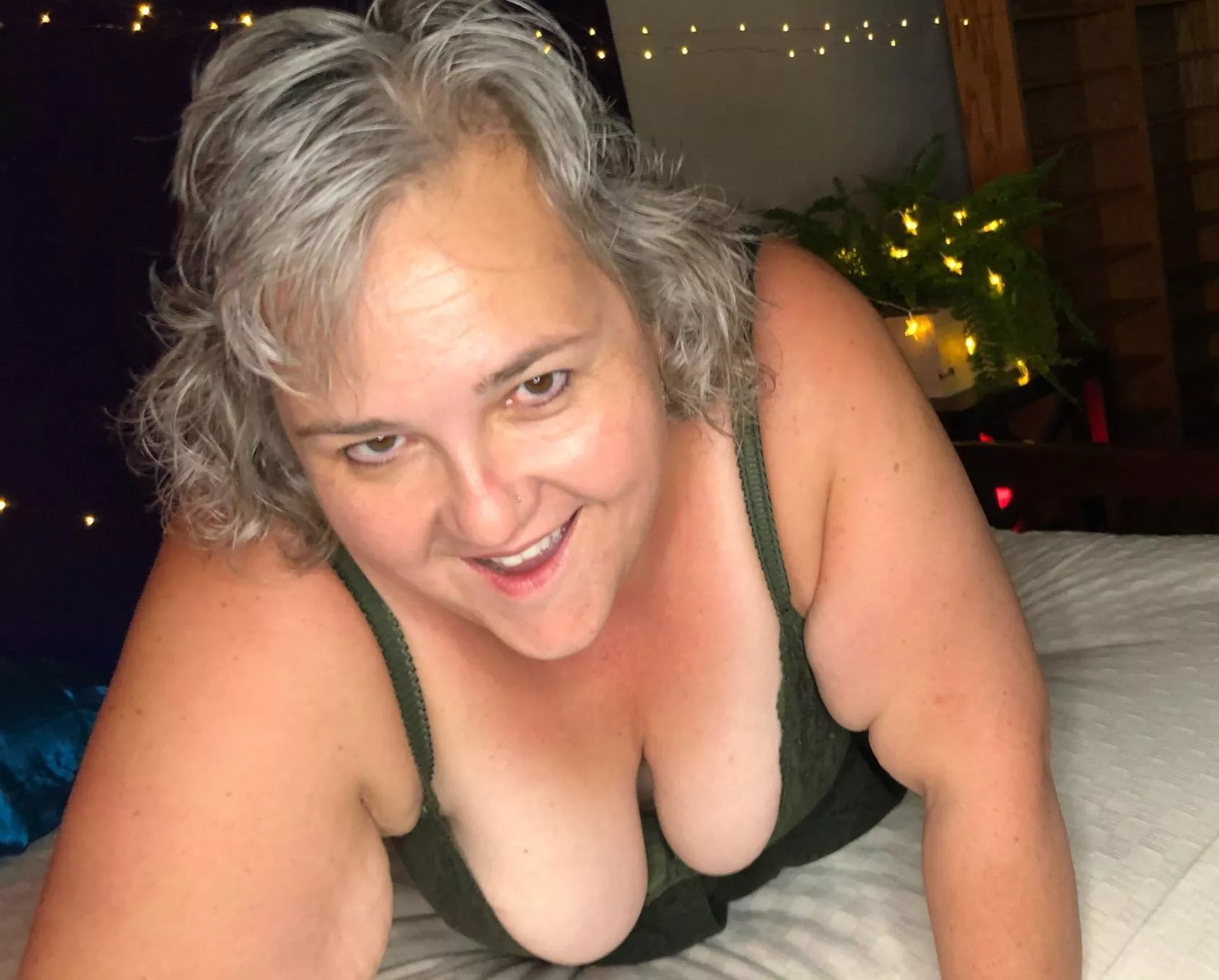 Mature BBW Daisy posted by Thumper-n-Daisy